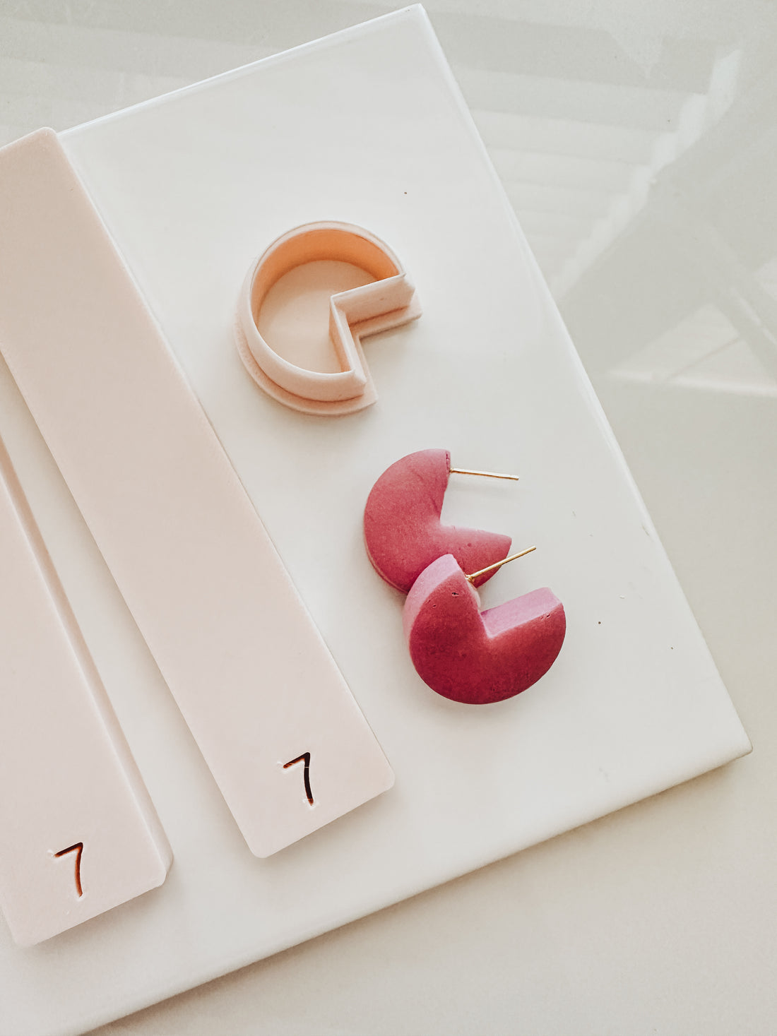 Circle Huggies Pack Clay Cutter & 7mm Guides