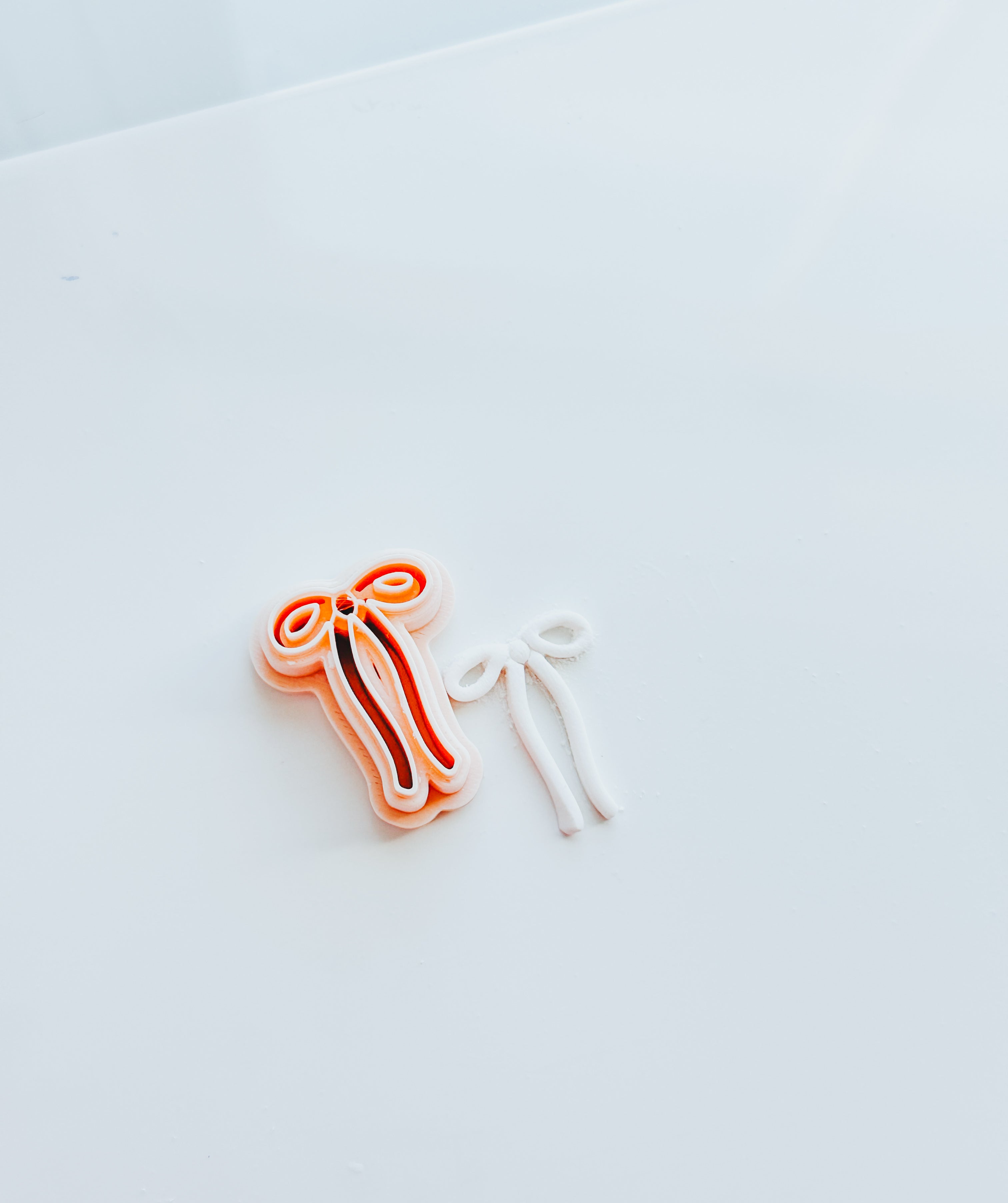 Skinny Summer Bow Clay Cutter