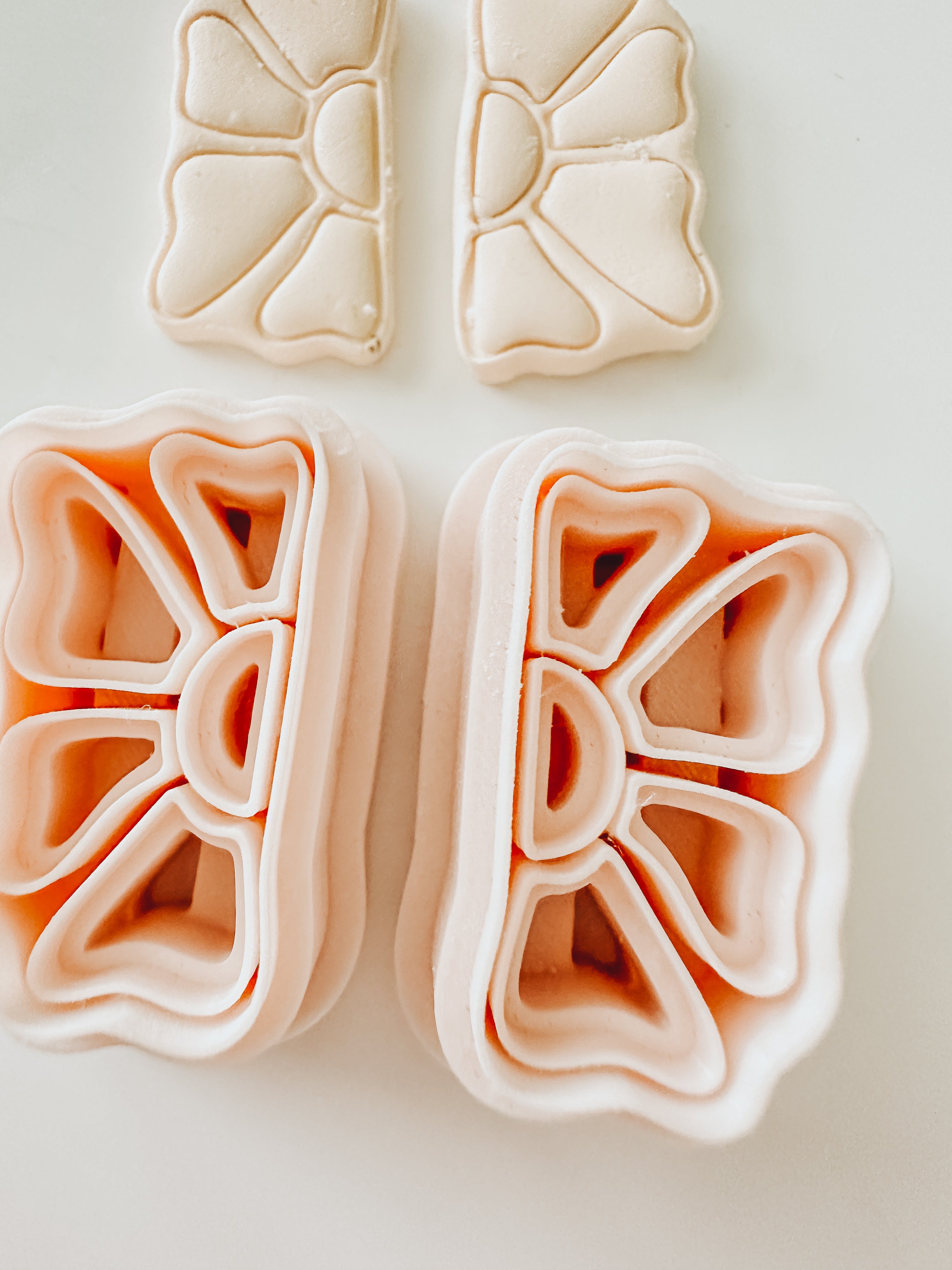 Mango Matisse Clay Cutter Stud Mirrored Set