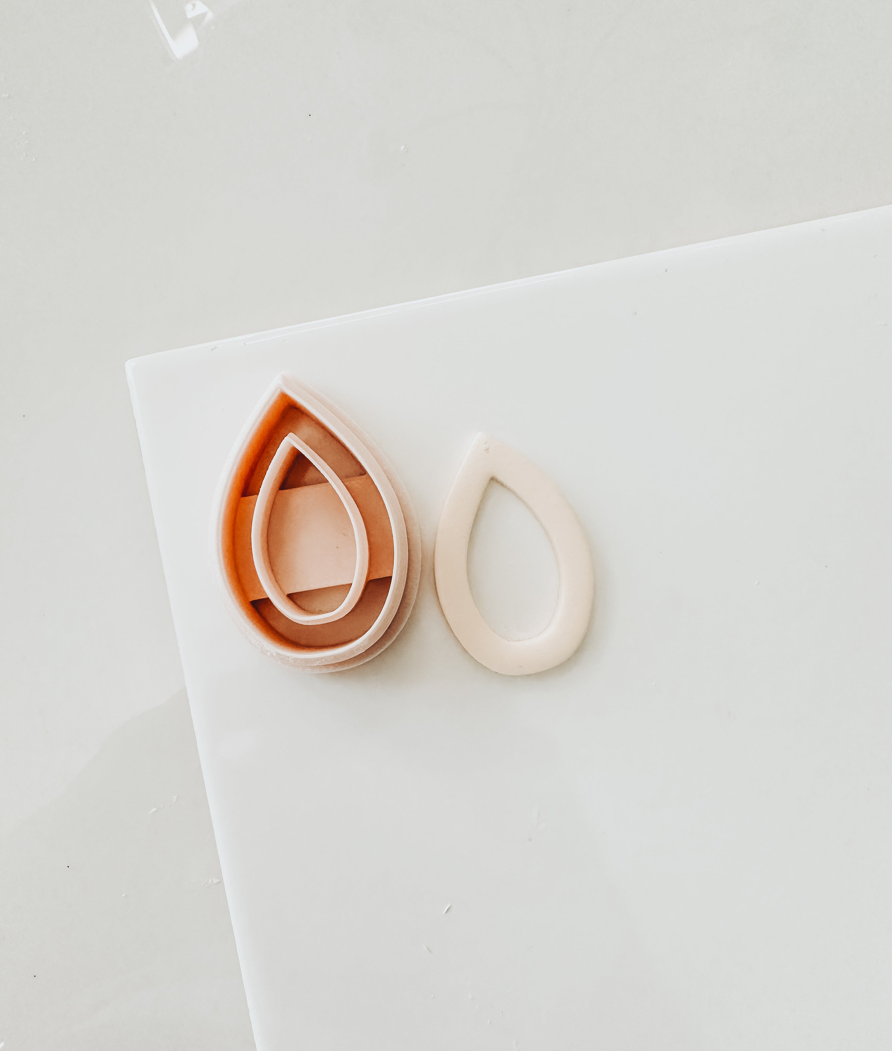 Camille Outline Cut Drop Clay Cutter 1.50”