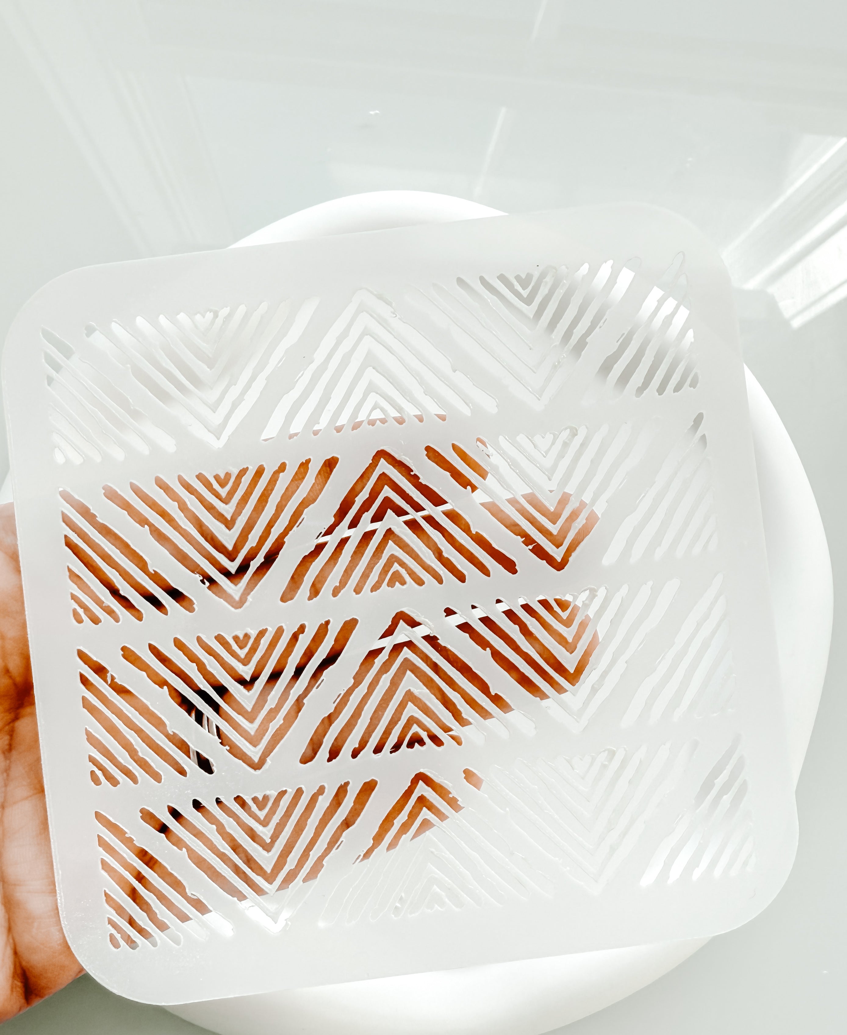 Organic Arrow Stencil