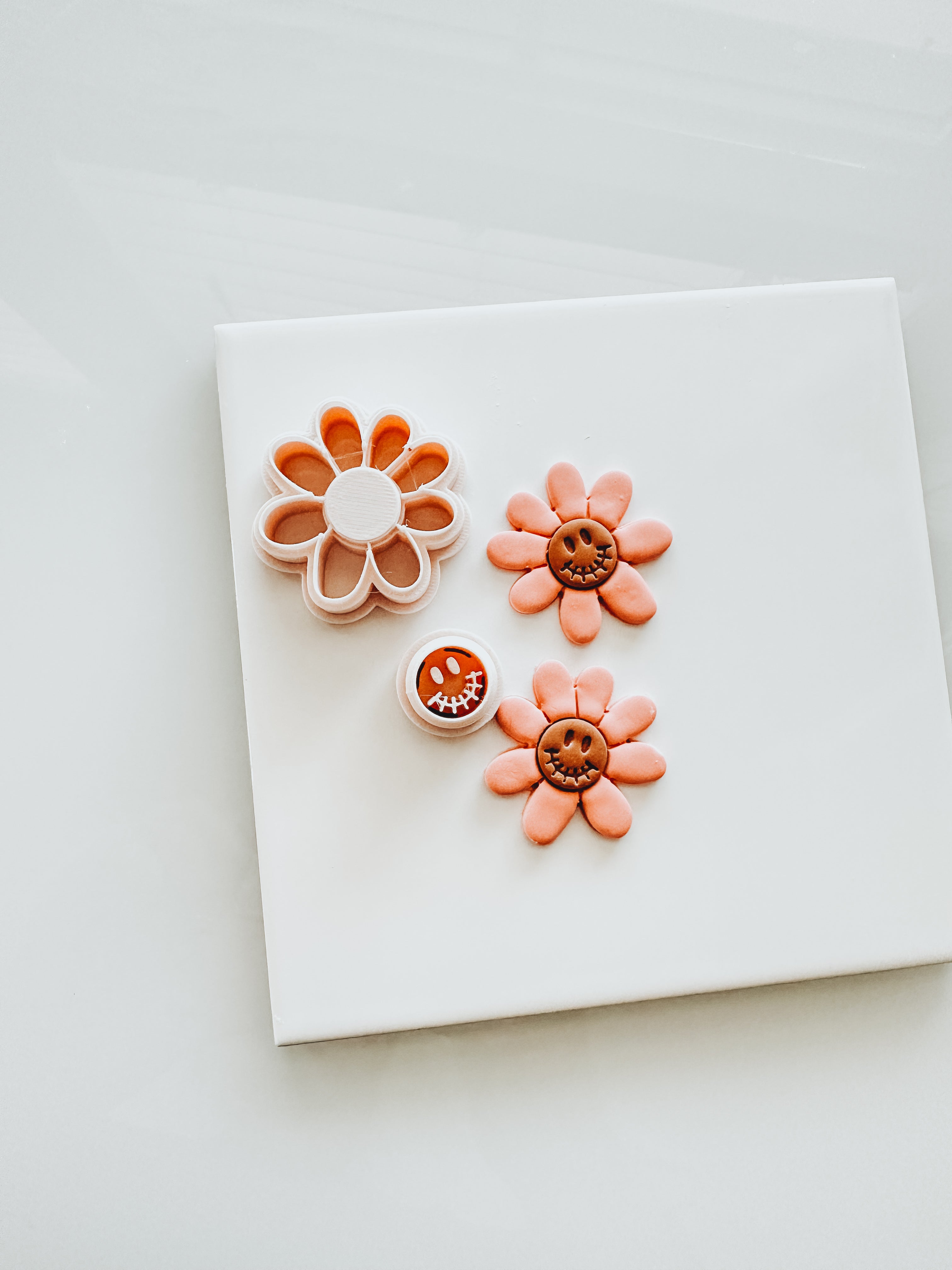 Retro Halloween Zombie Flower Clay Cutter Set