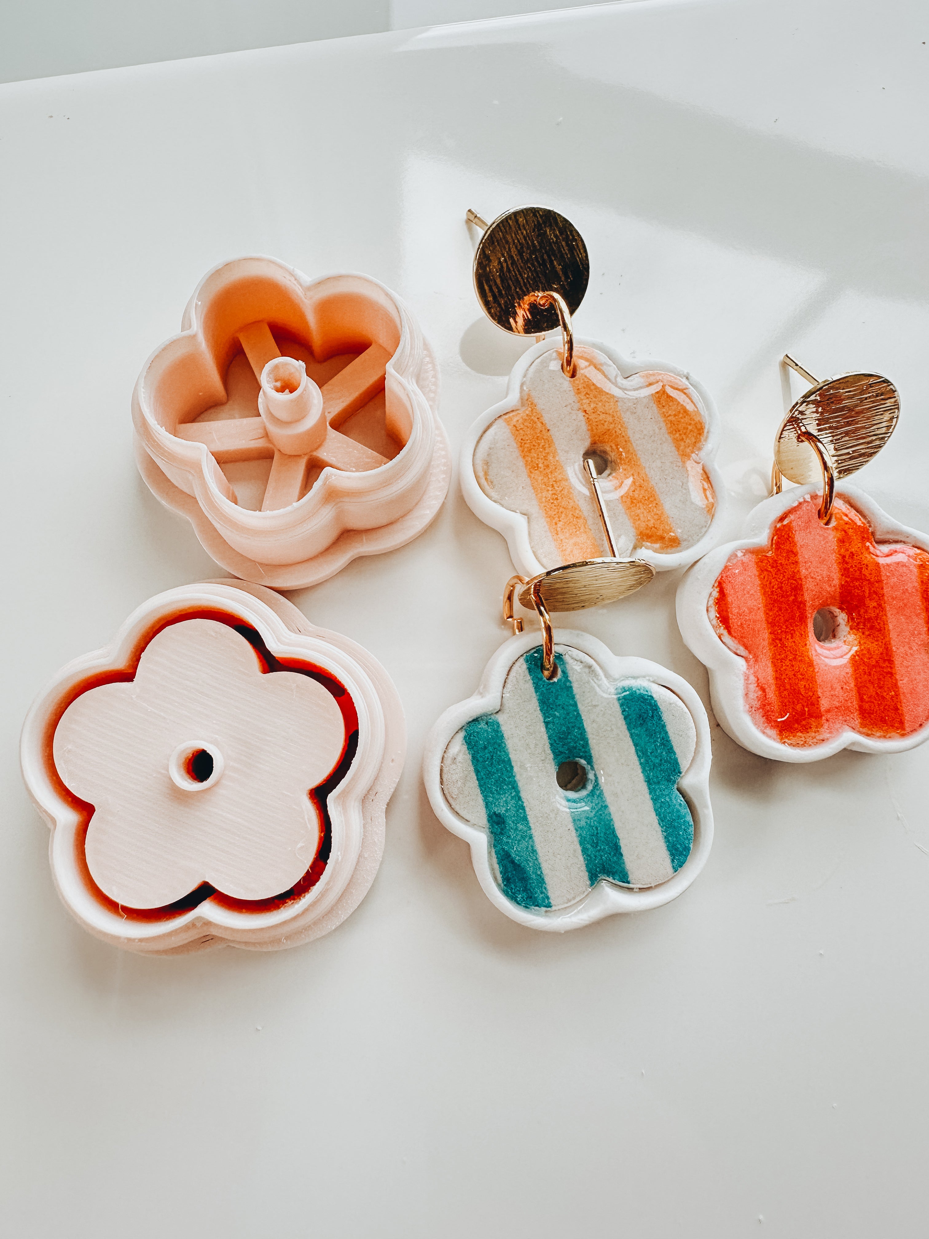 Bubble Flower Bezel Clay Cutter