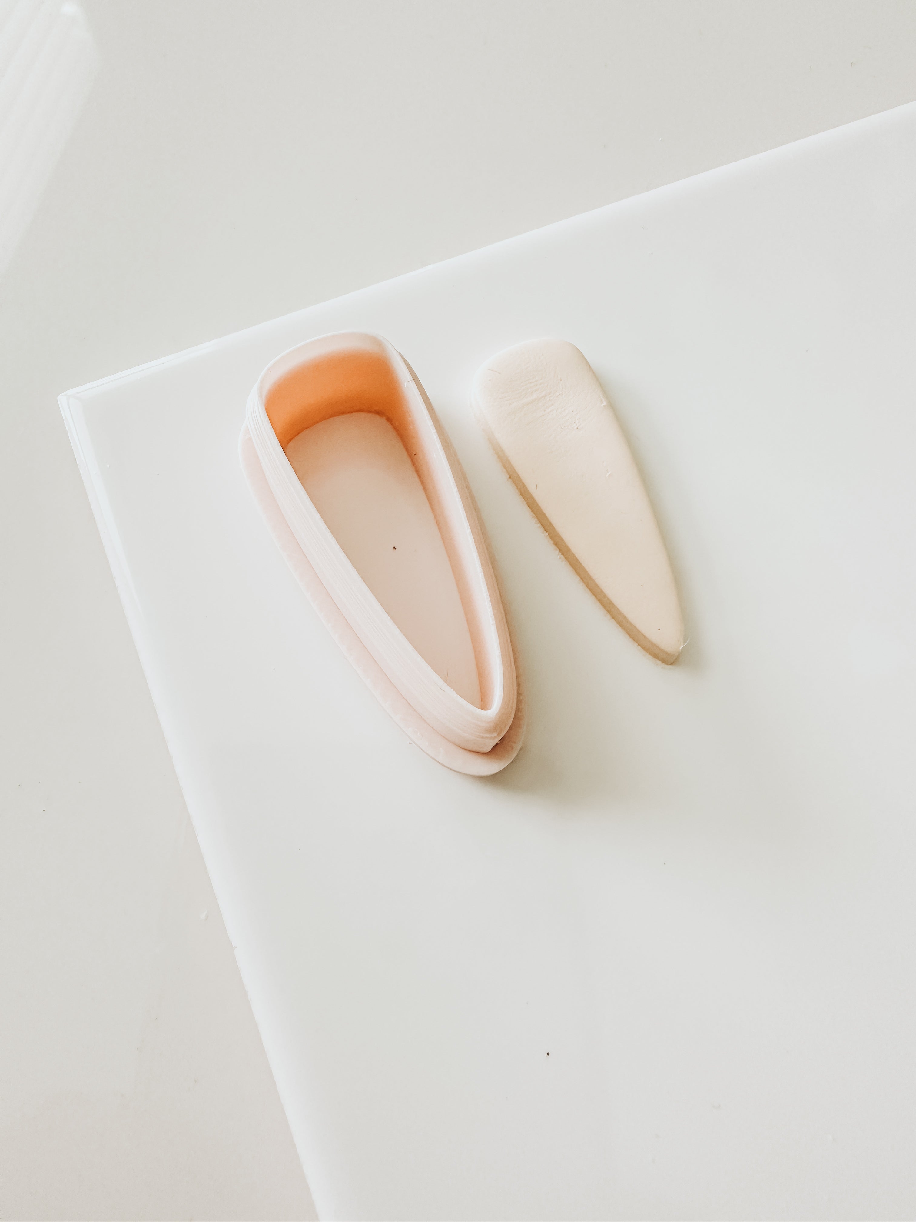 Cherrie Dagger Clay Cutter