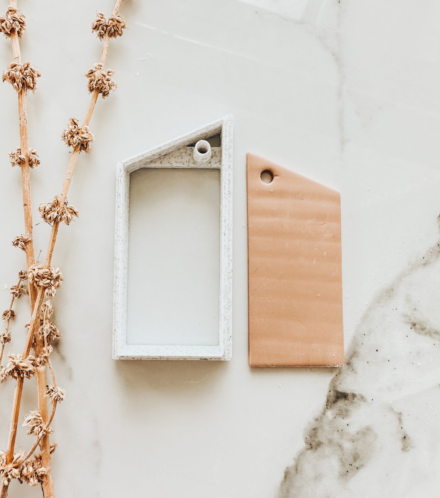 Luggage Tag & Key Chain Clay Cutter