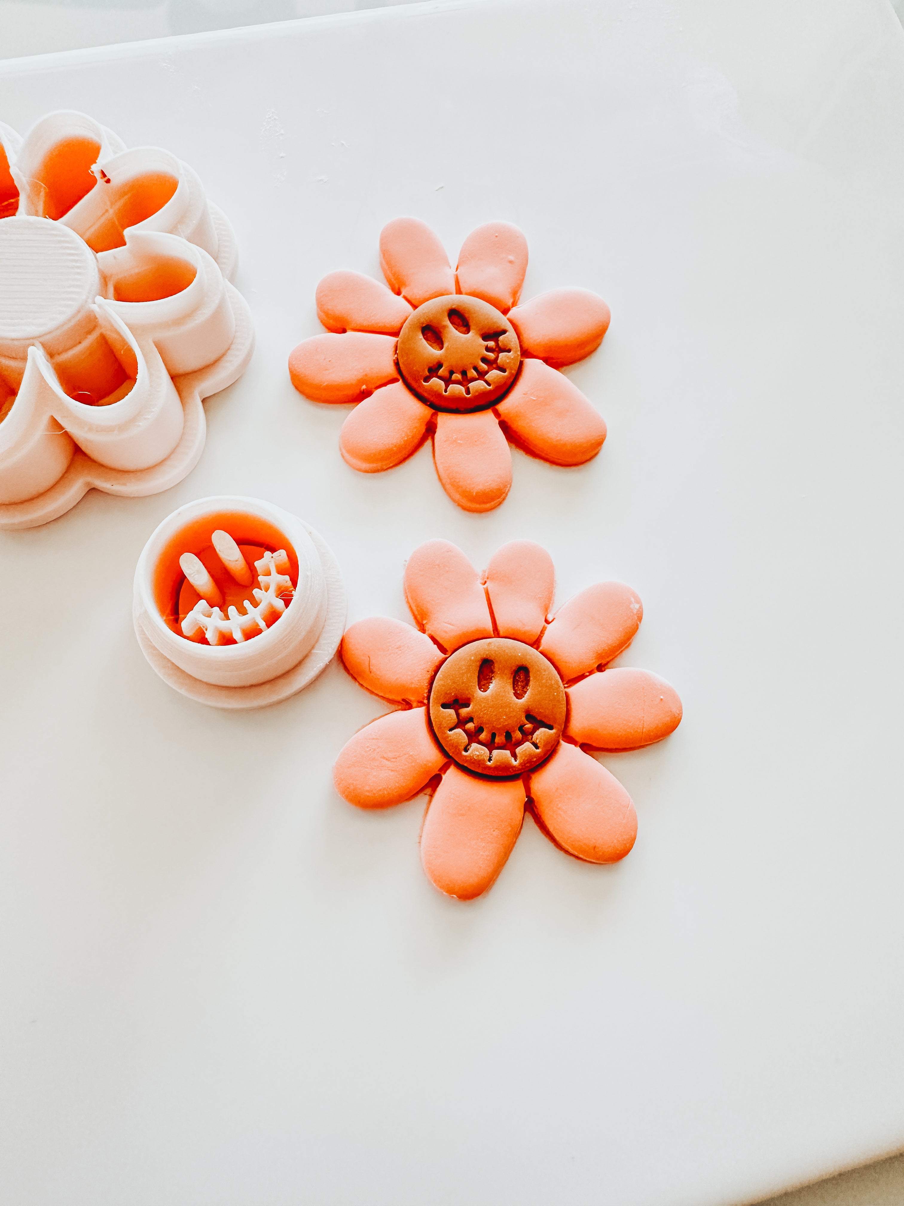 Retro Halloween Zombie Flower Clay Cutter Set