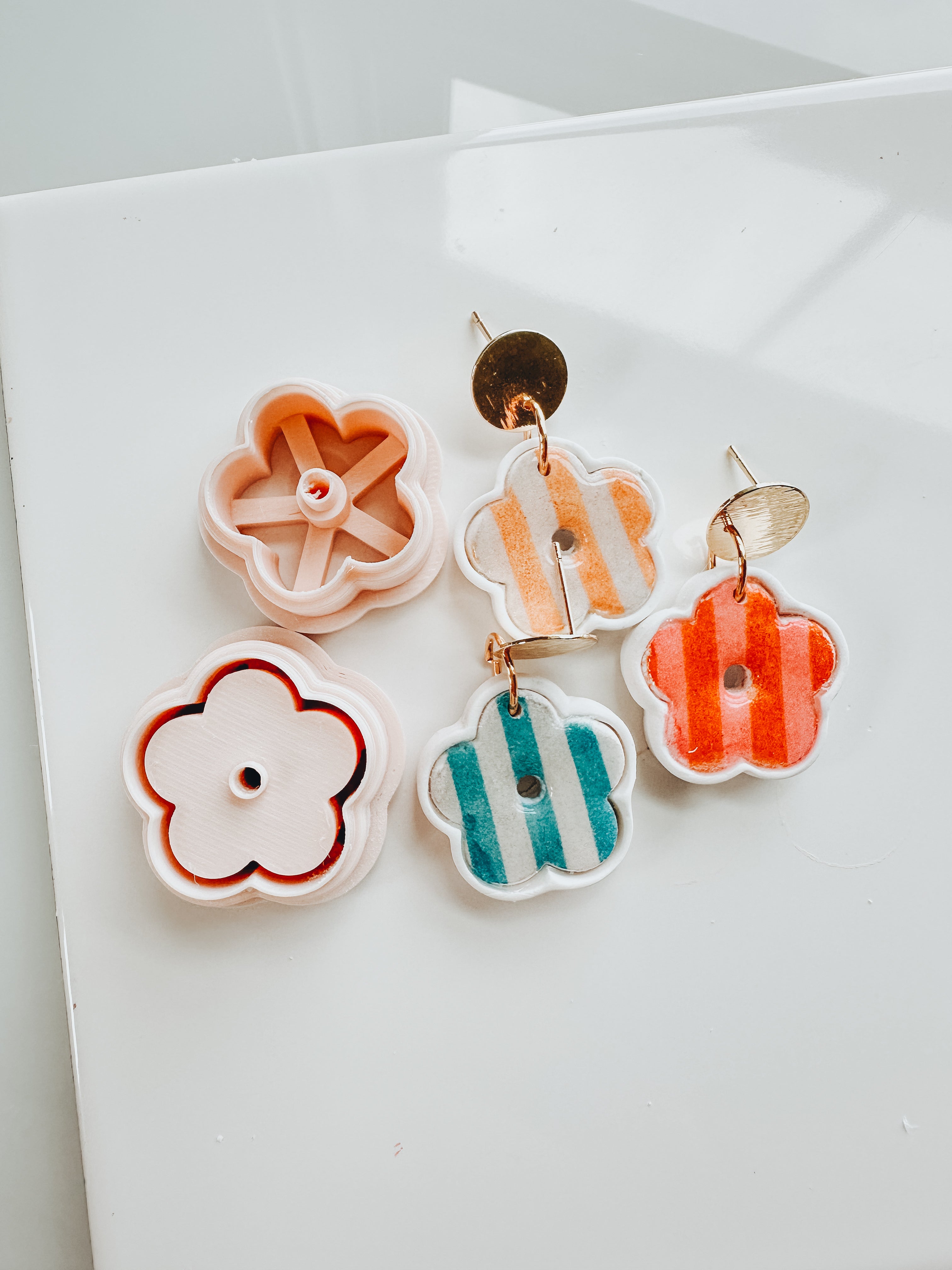 Bubble Flower Bezel Clay Cutter