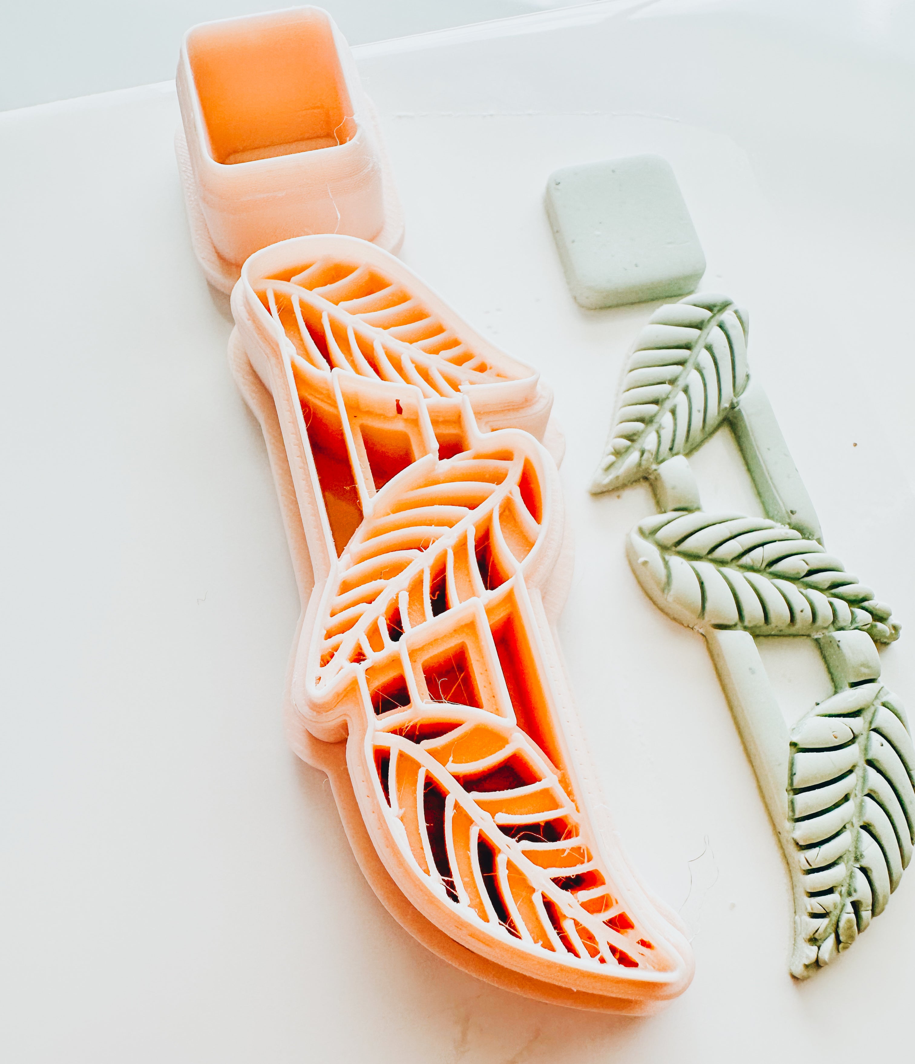 Climbing Vine Clay Cutter