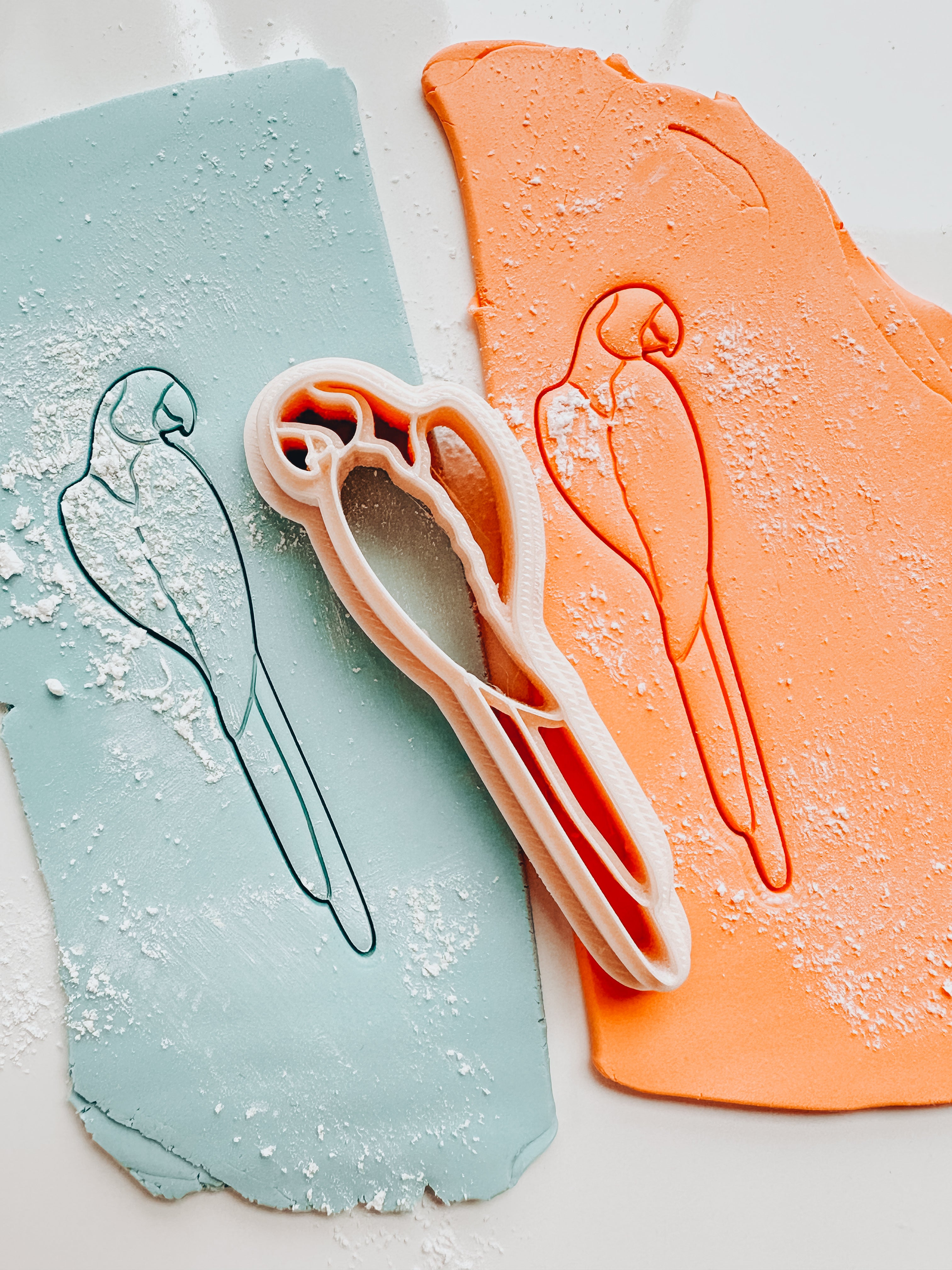Macaw Clay Cutter