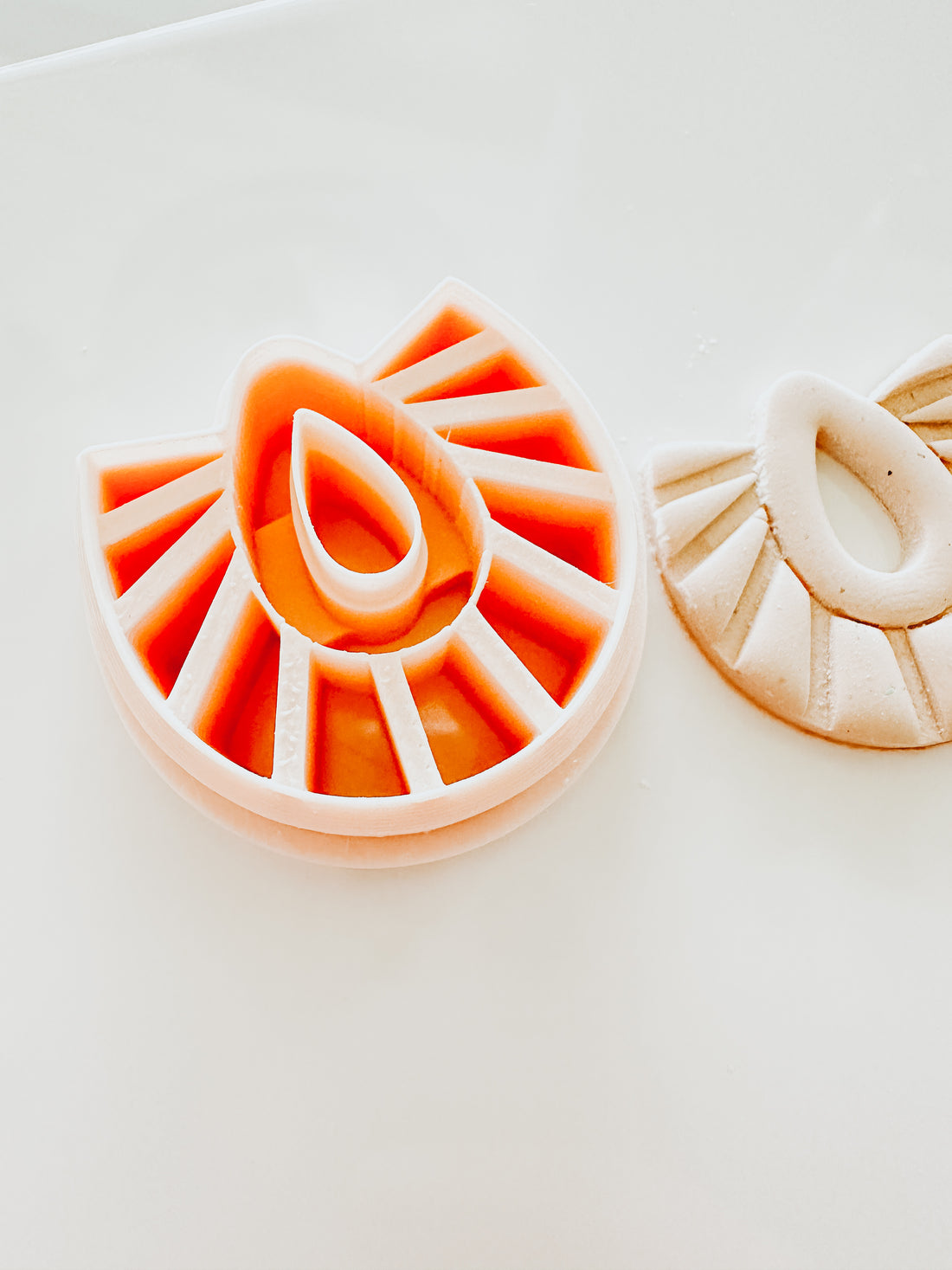 Dalia Embossed Clay Cutter