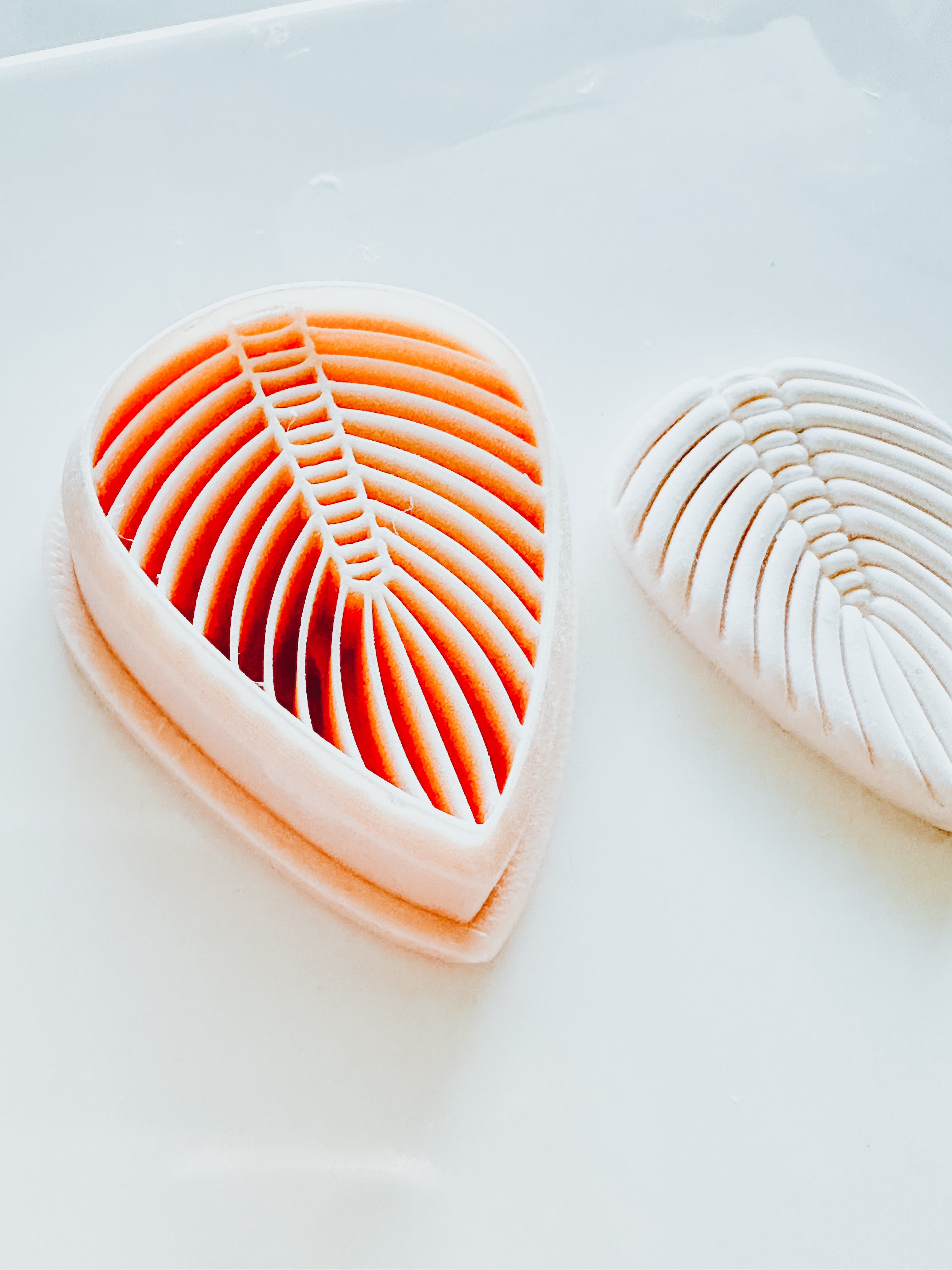 Ayla Macrame-Inspired Feather Clay Cutter