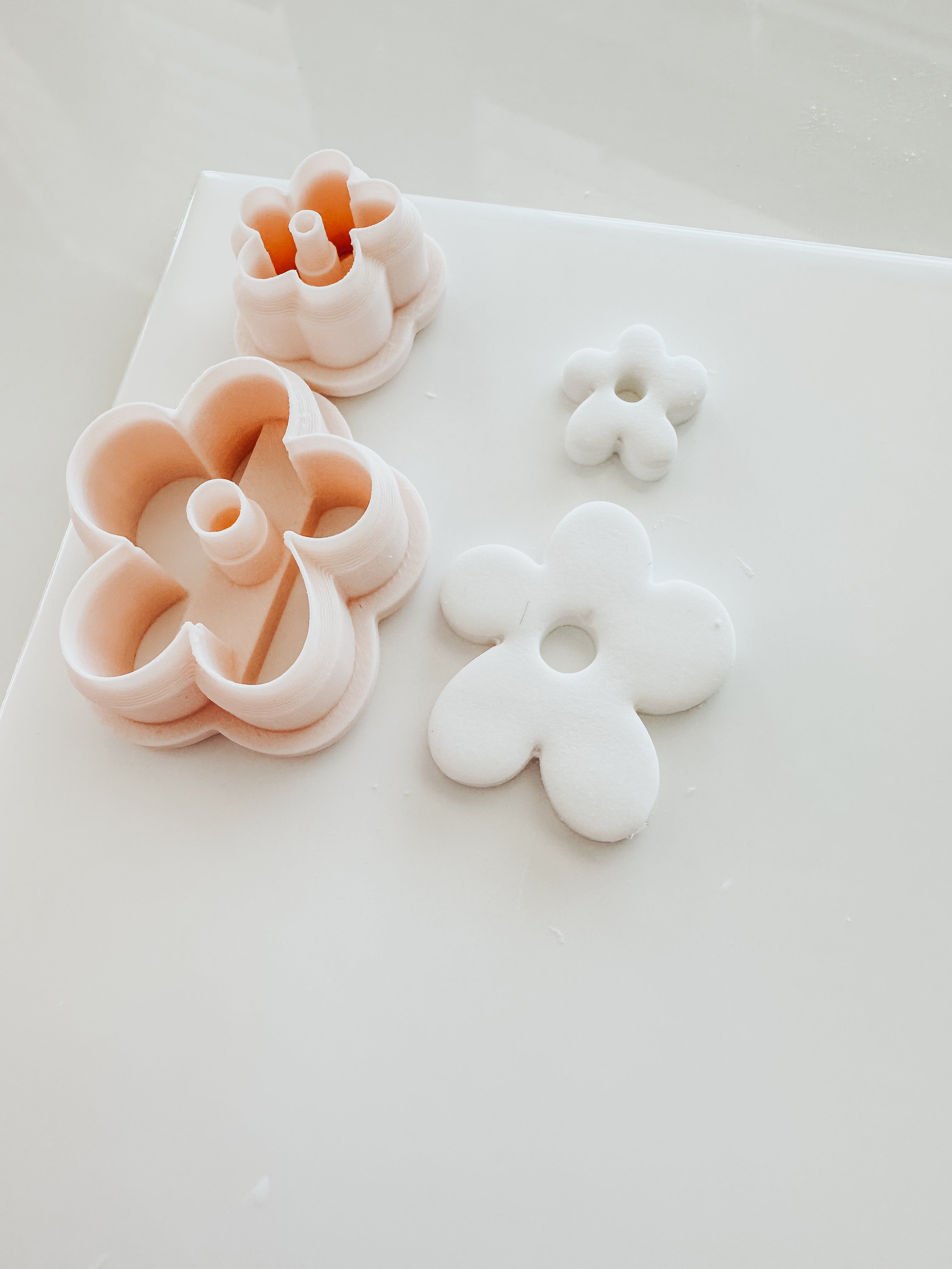 Iris Flower Clay Cutter 2 Piece Set