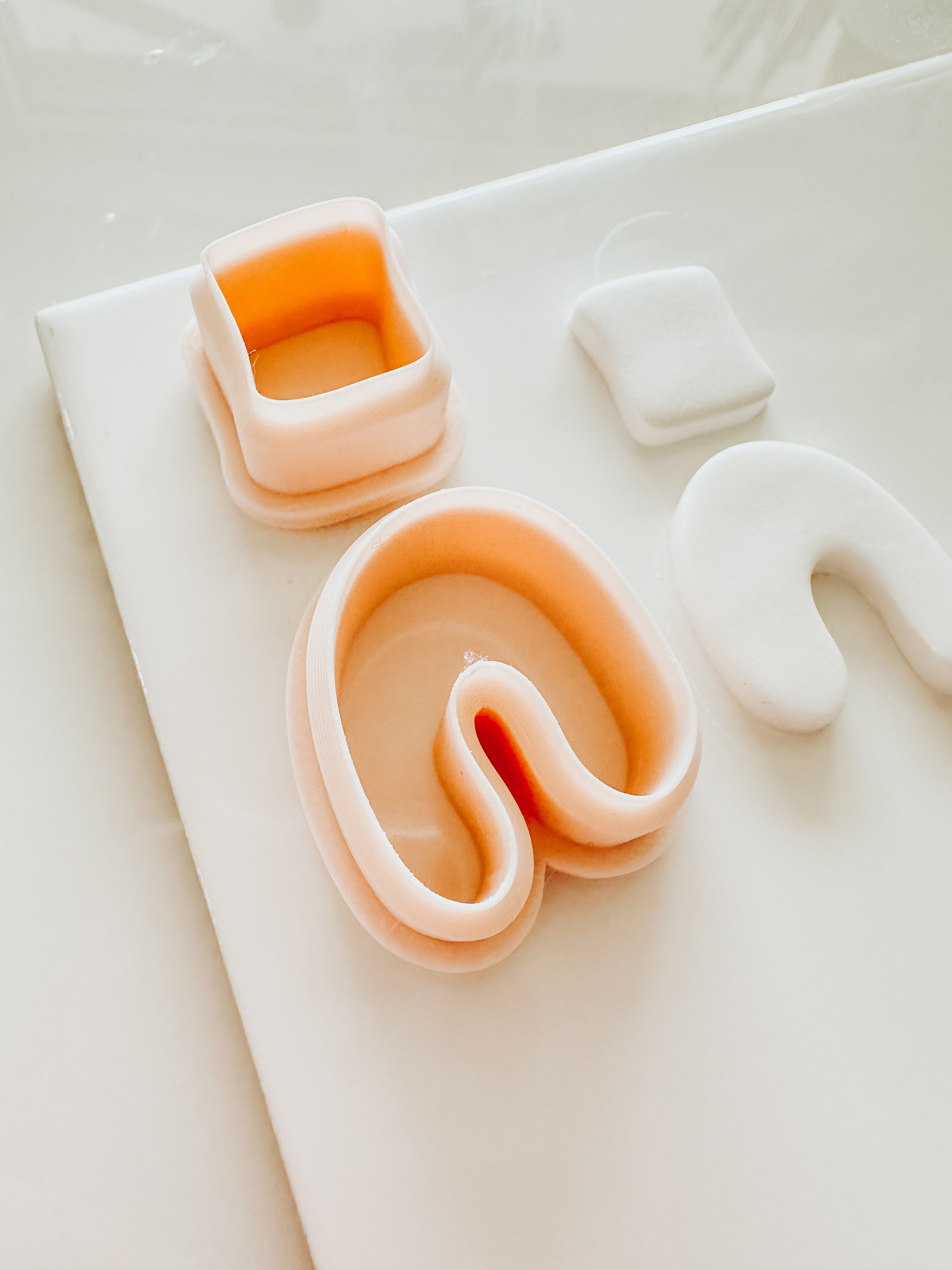 Mandi Organic Small Arch Clay Citter Set 1.75”