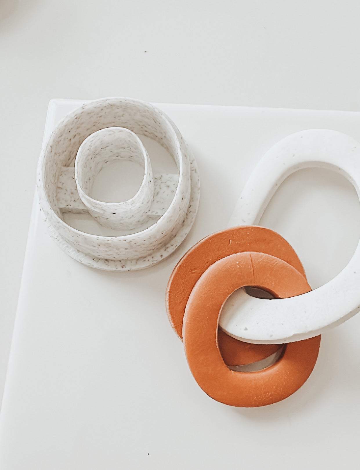 Zara Organic Clay Jump Ring Cutter 1.25”