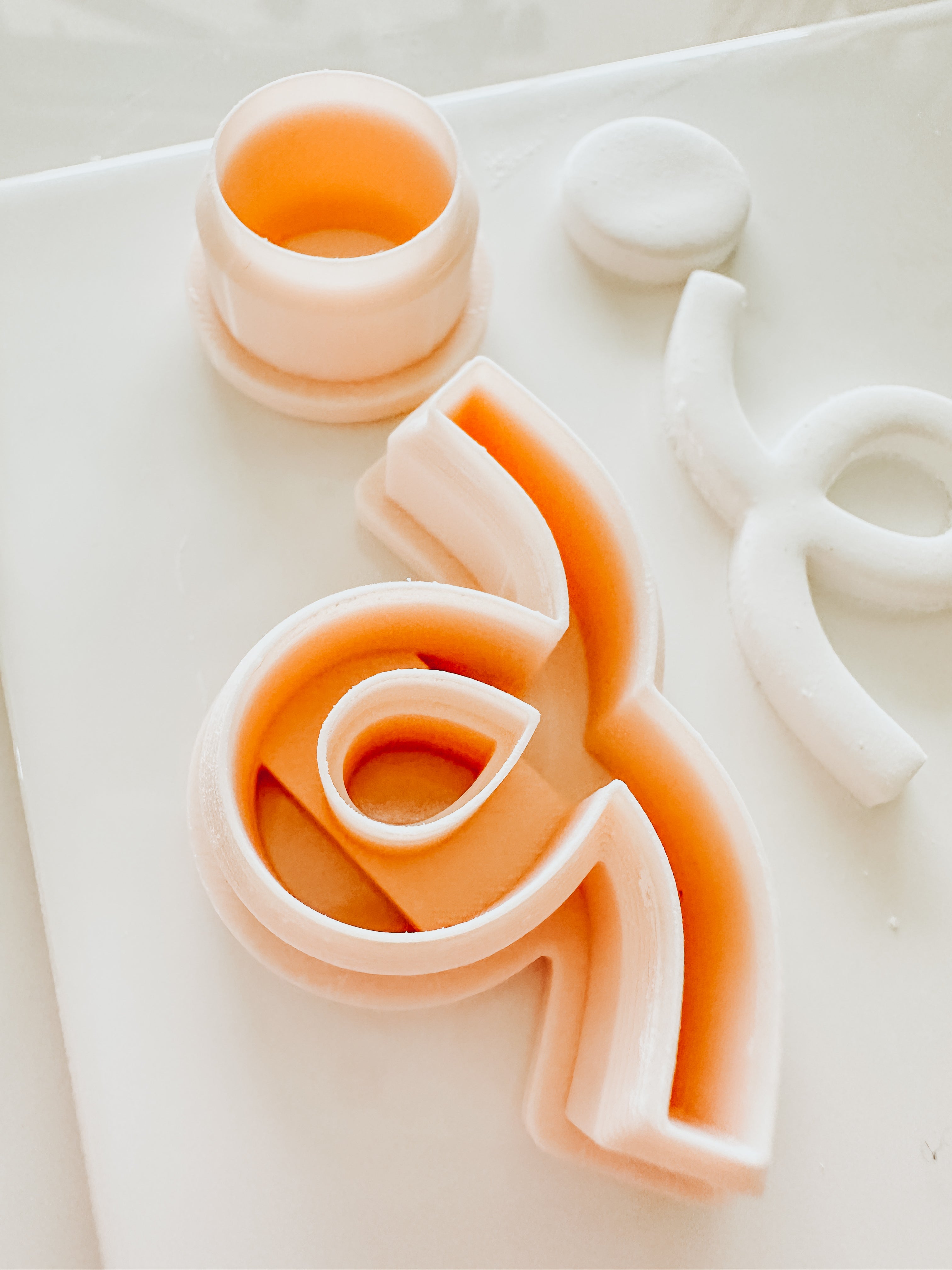 Ariel Abstract Curl Clay Cutter Set - 2.25