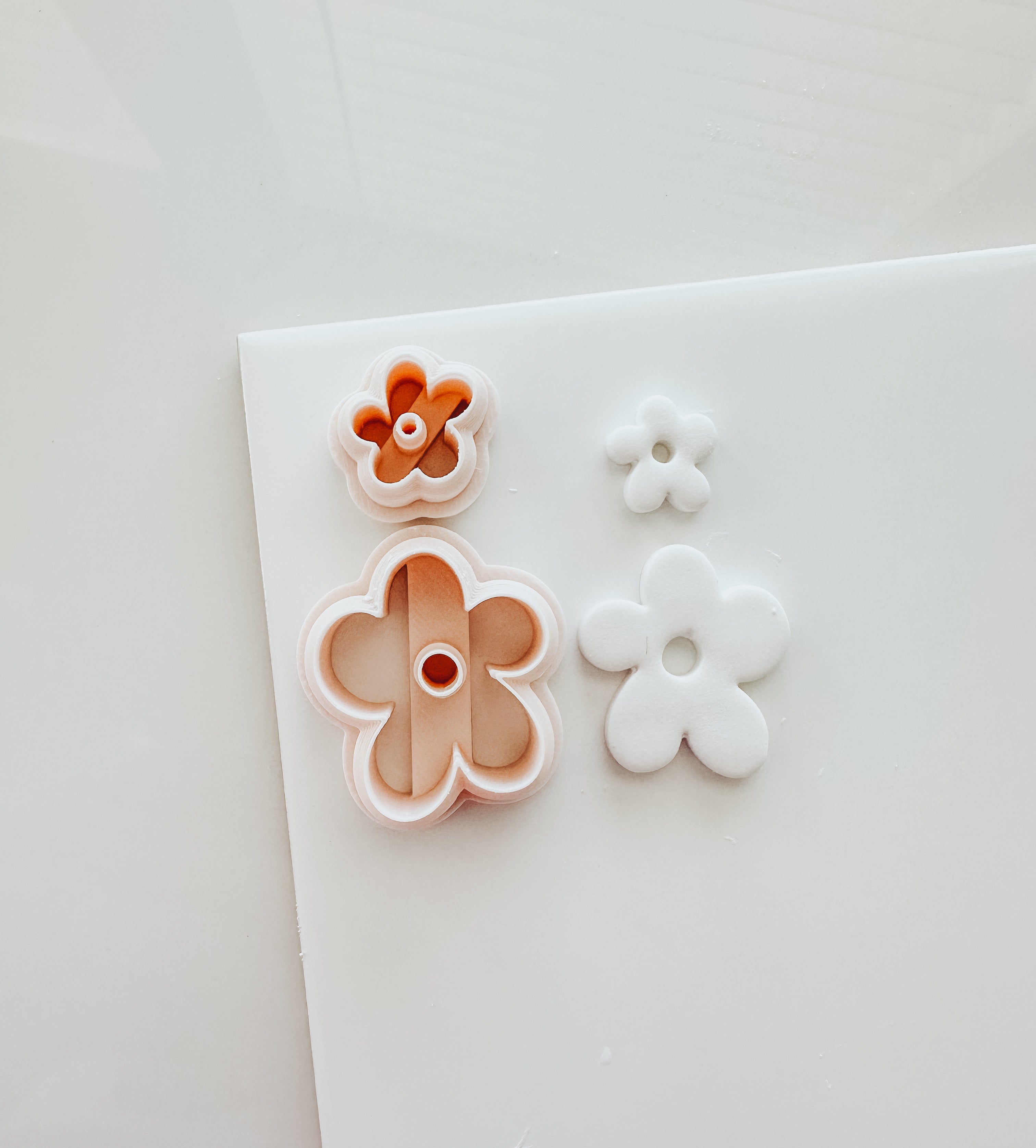 Iris Flower Clay Cutter 2 Piece Set