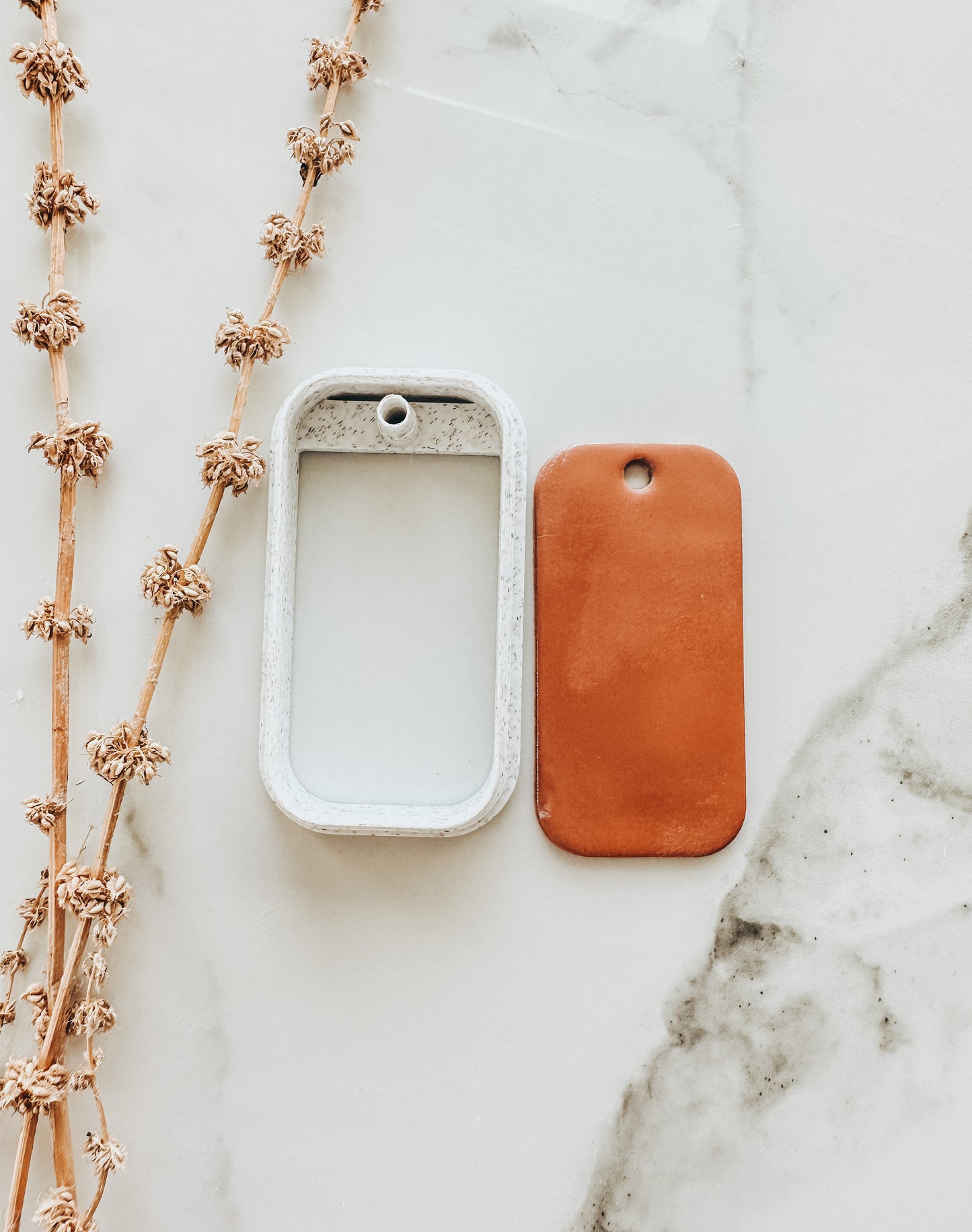 Luggage Tag & Key Chain Clay Cutter