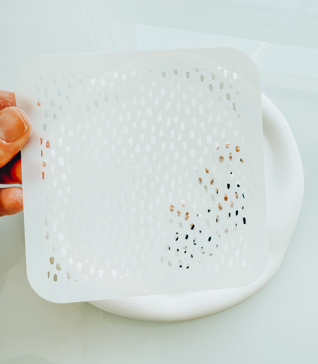 Speckled Dots Stencil