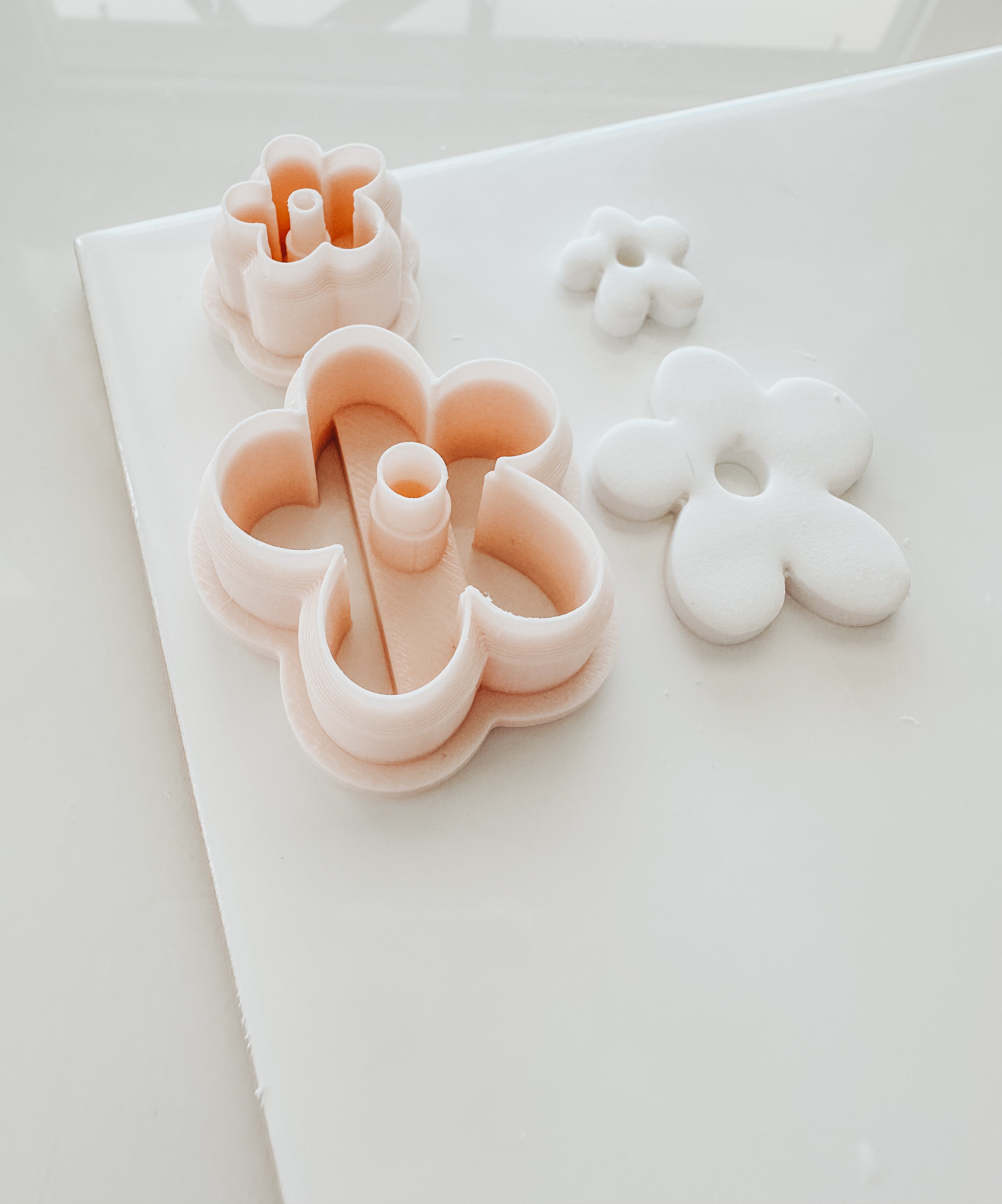Iris Flower Clay Cutter 2 Piece Set
