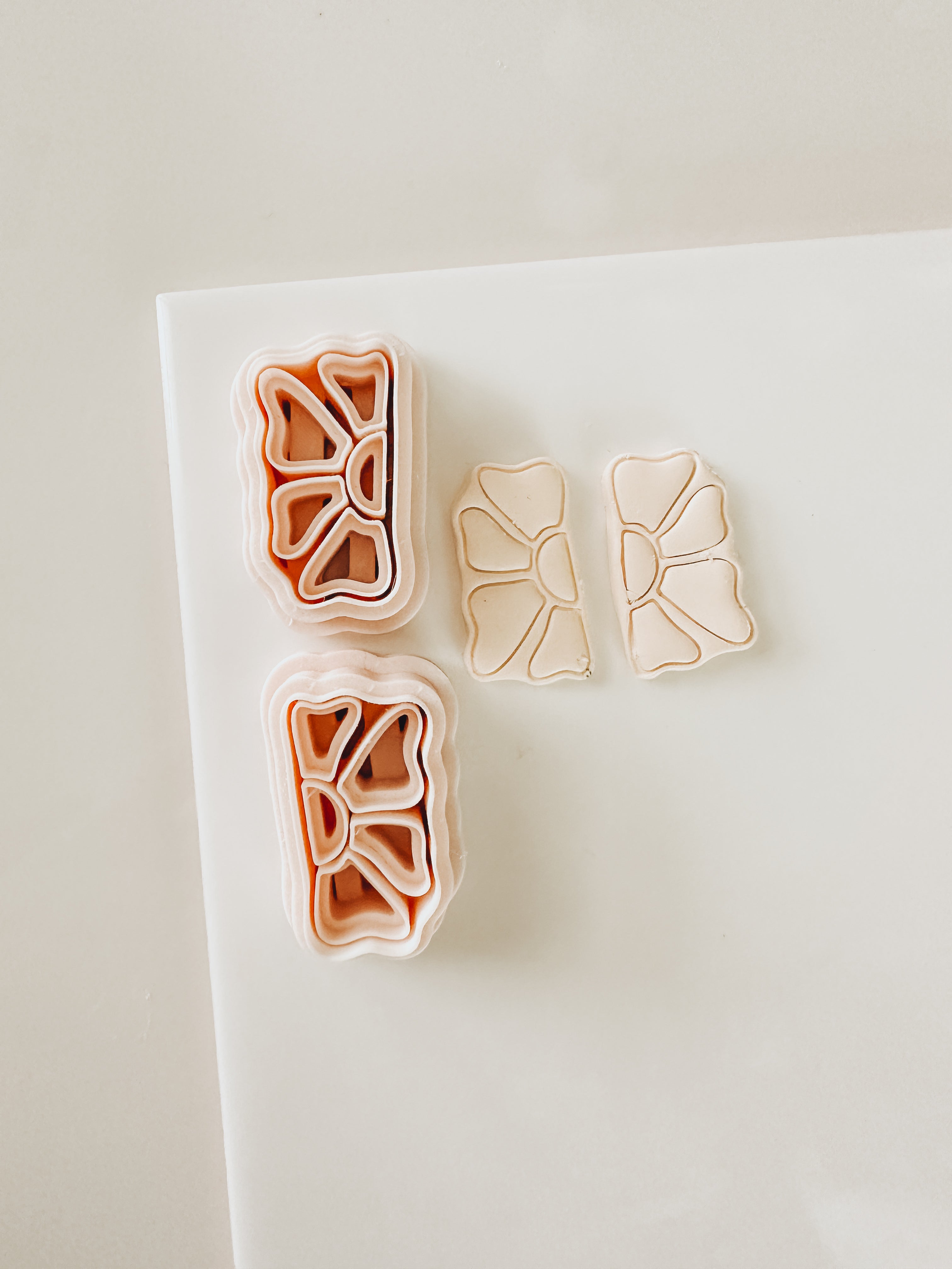 Mango Matisse Clay Cutter Stud Mirrored Set