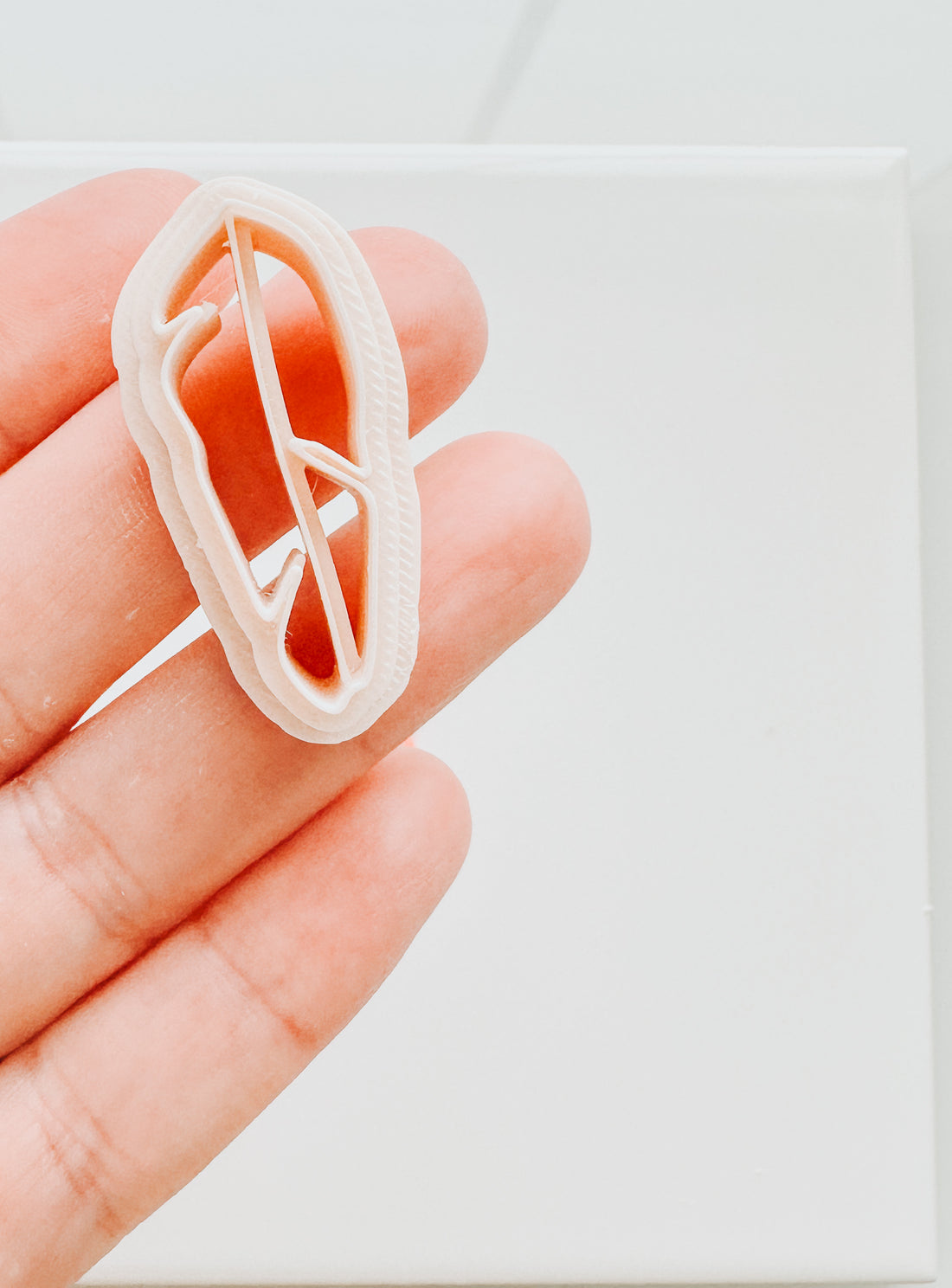 Banana Leaf Clay Cutter