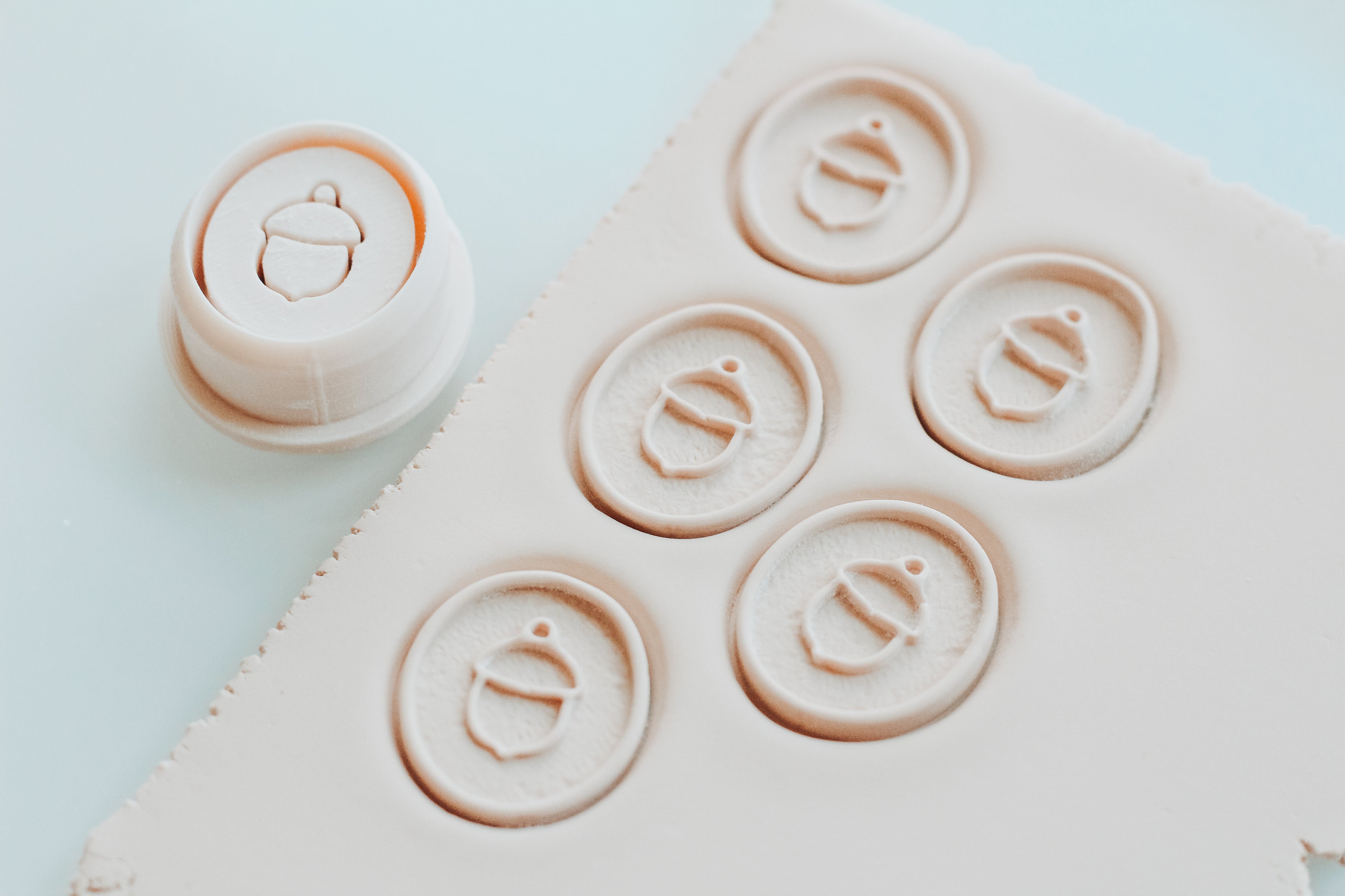 Full Press Acorn Clay Cutter