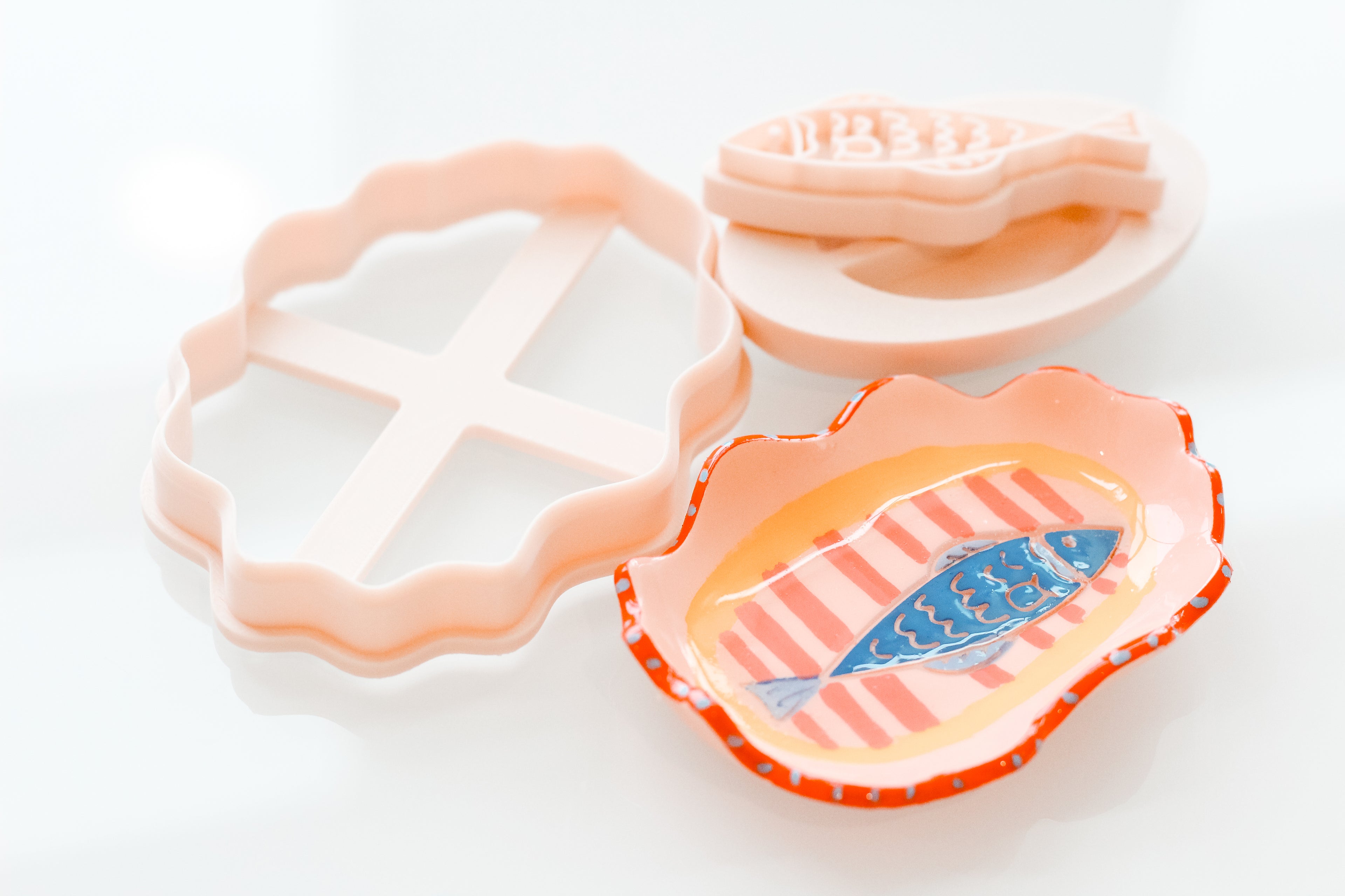 Wobbly Trinket Dish Cutter, Fish Stamp, and Shaper Set