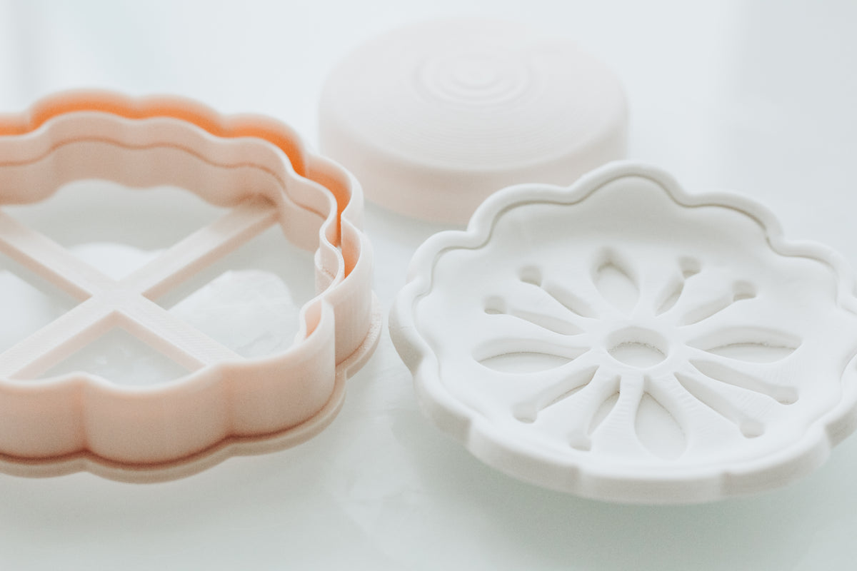 Wavy Embossec Trinket Dish & Shaper Tool (stamp sold separately)