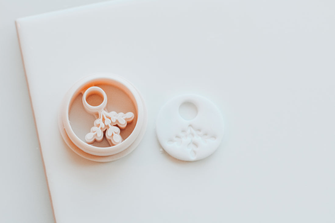 Winter Stem Circle Cutout Clay Cutter