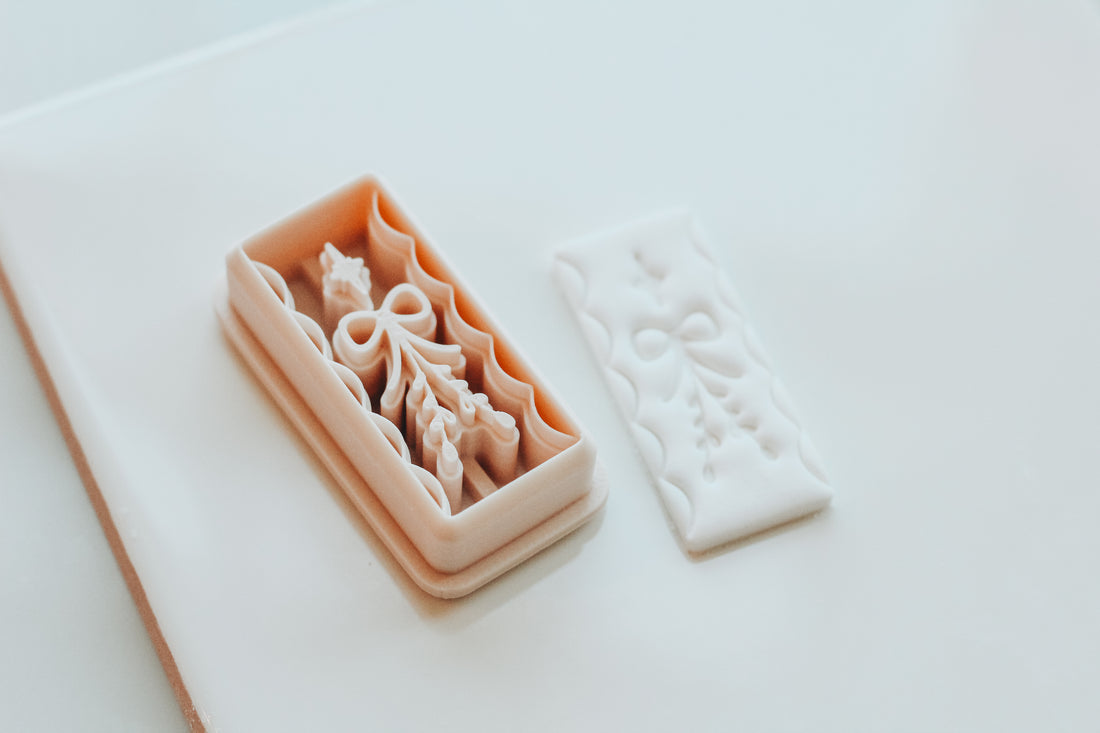 Winter Bow & Stem Bar Clay Cutter