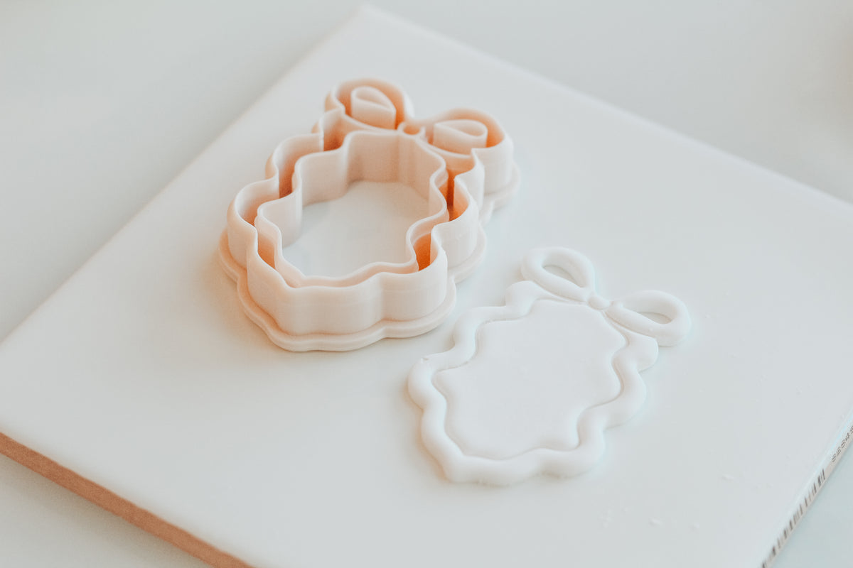 Ribbon Bow Frame Ornament Clay Cutter