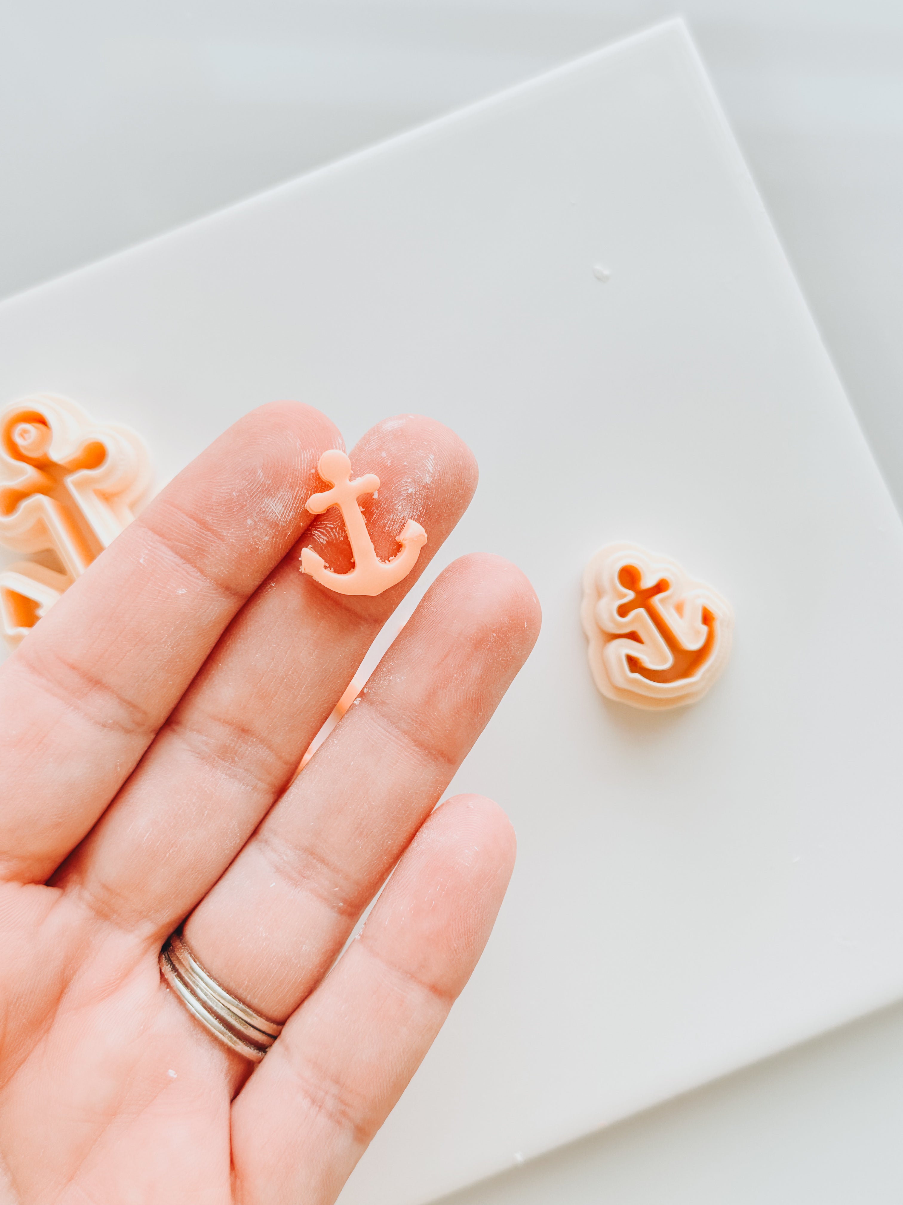 Anchor Clay Cutter