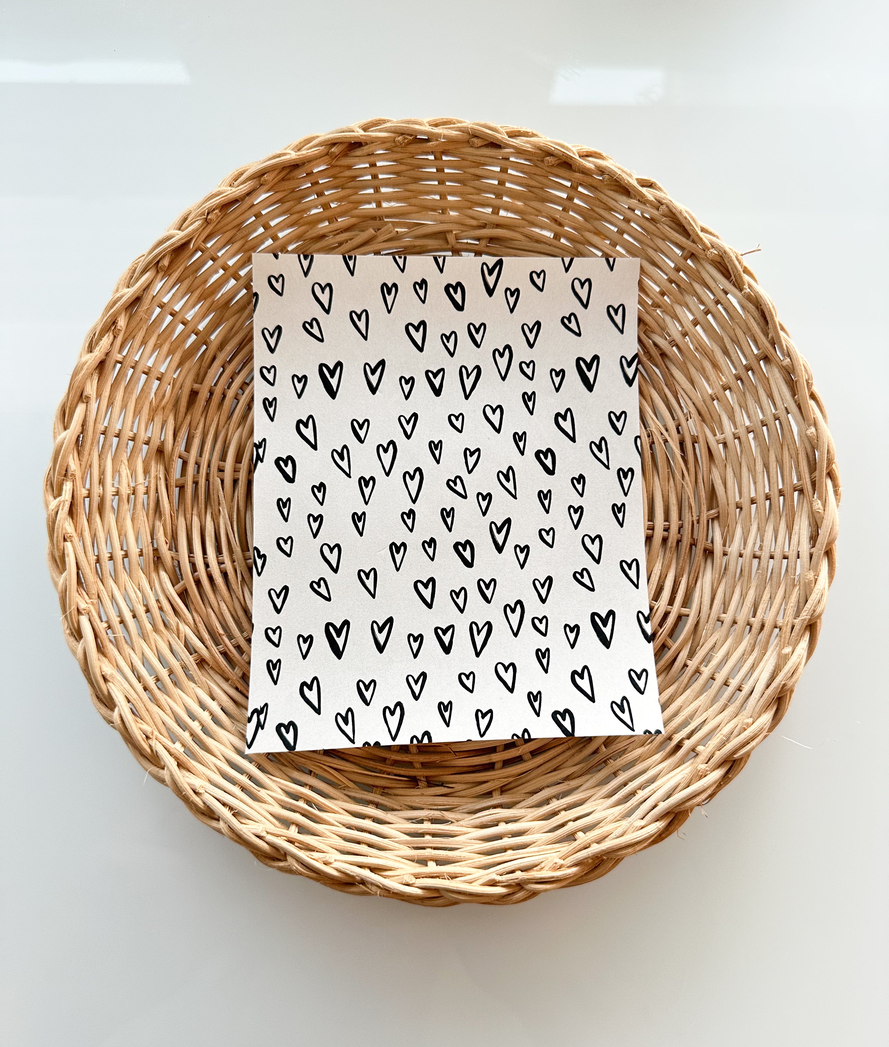 V6 Doodle Black & White Hearts Transfer Paper