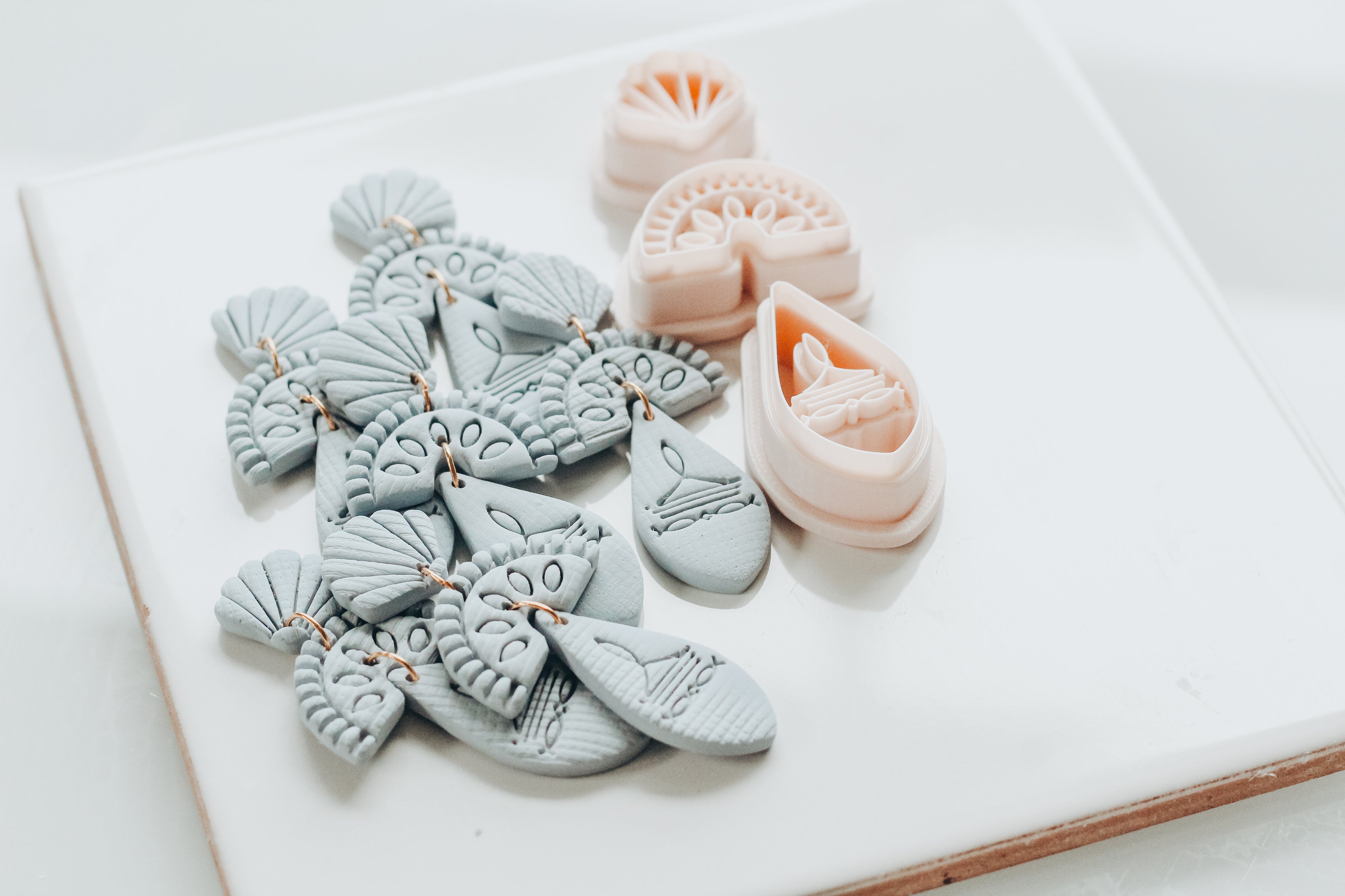 Dakota Scallop Shell Clay Cutter