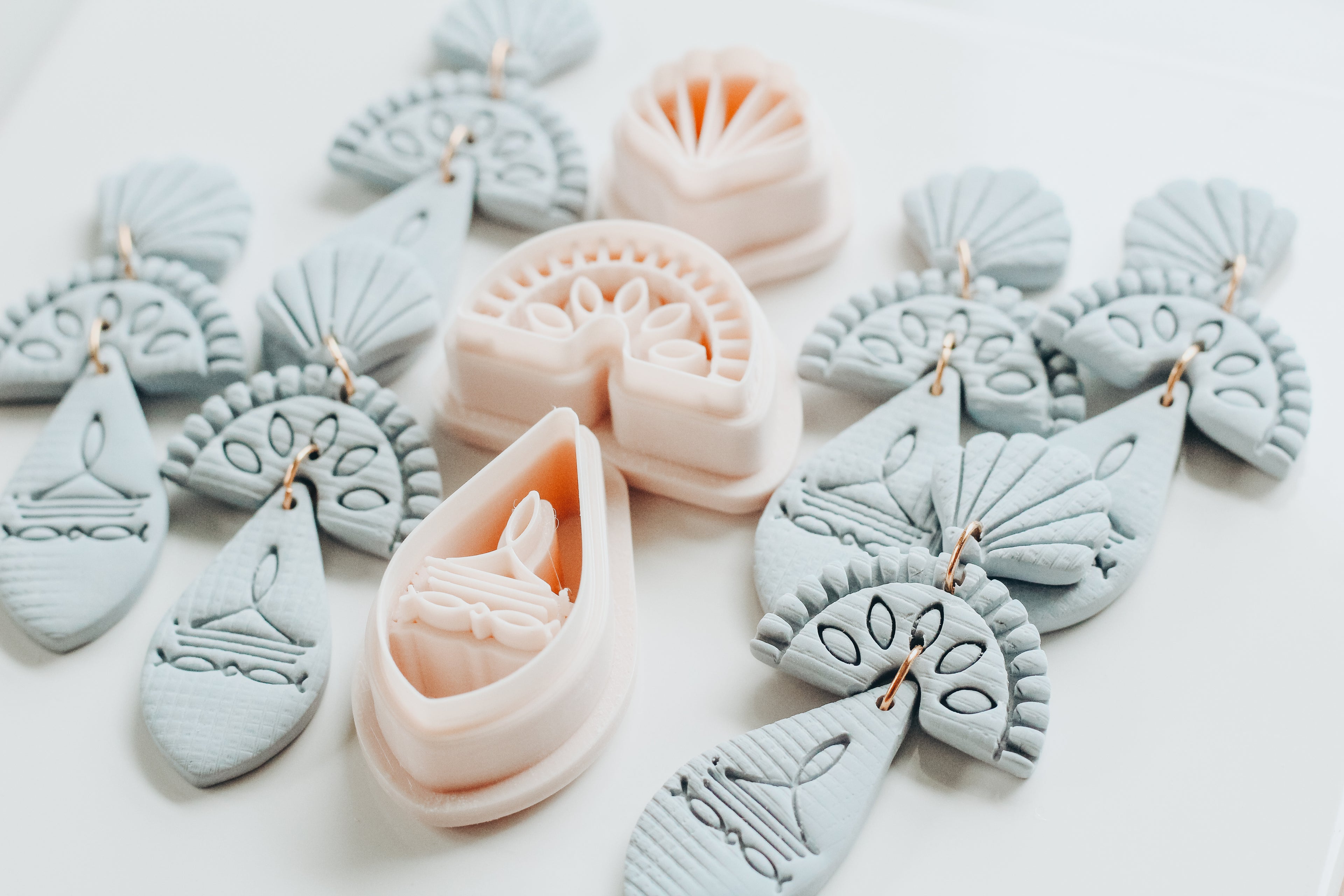 Dakota Scallop Shell Clay Cutter