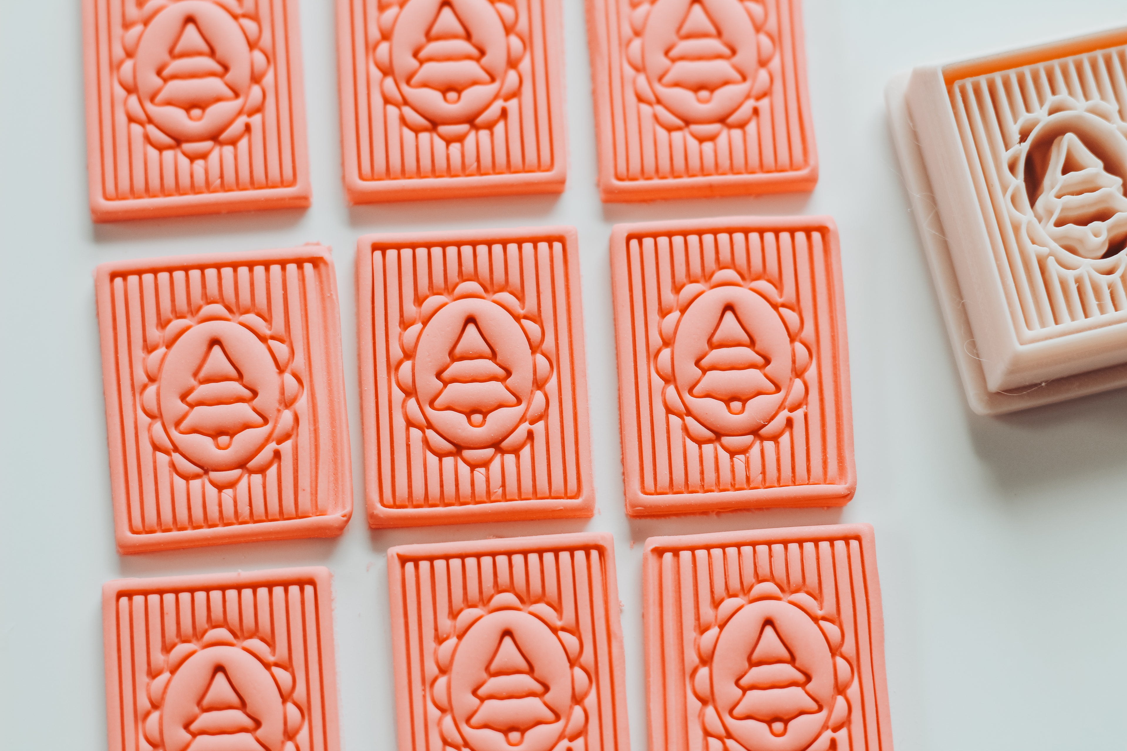 Ribbed Tree Frame Clay Cutter
