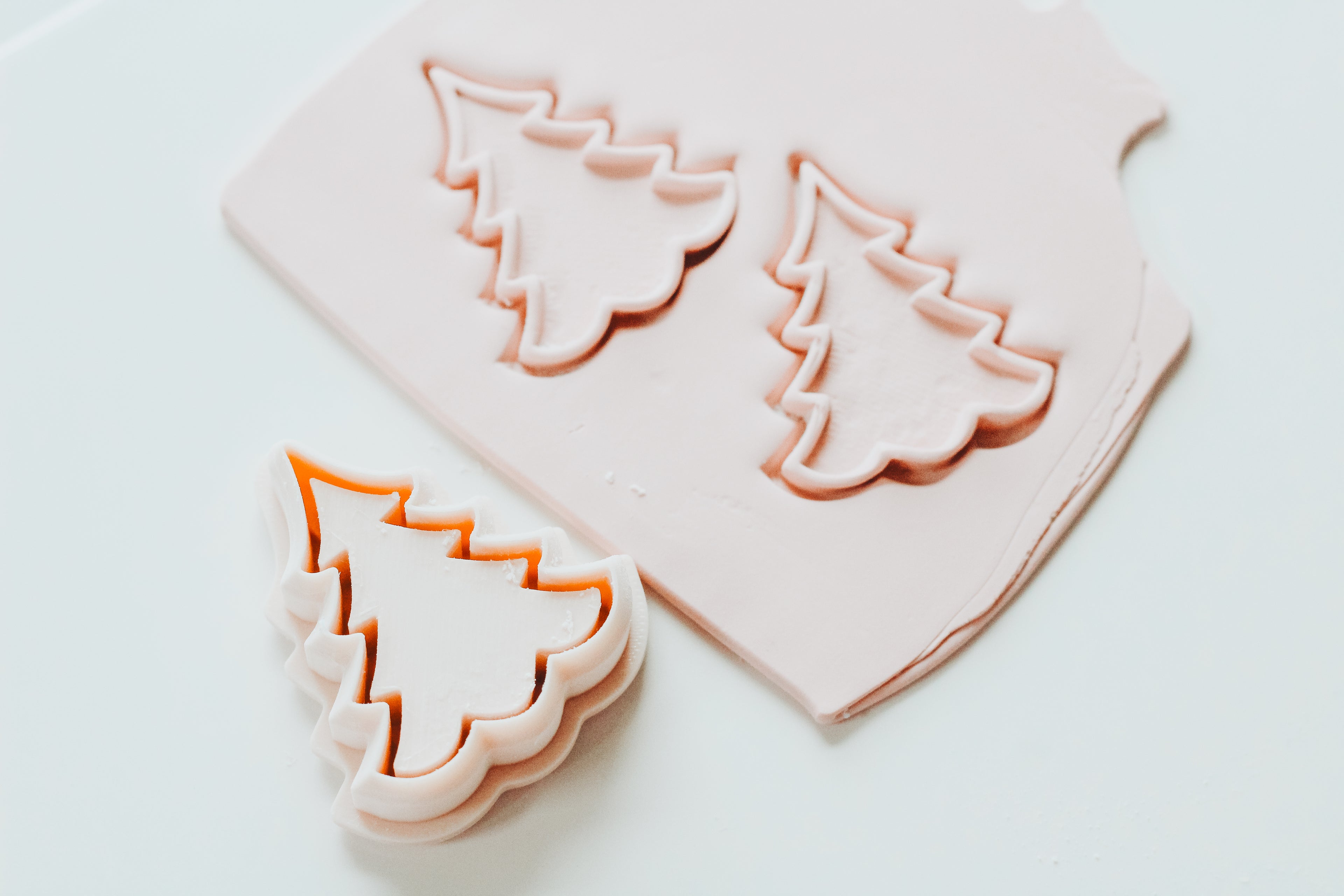 Full Press Winter Tree Clay Cutter