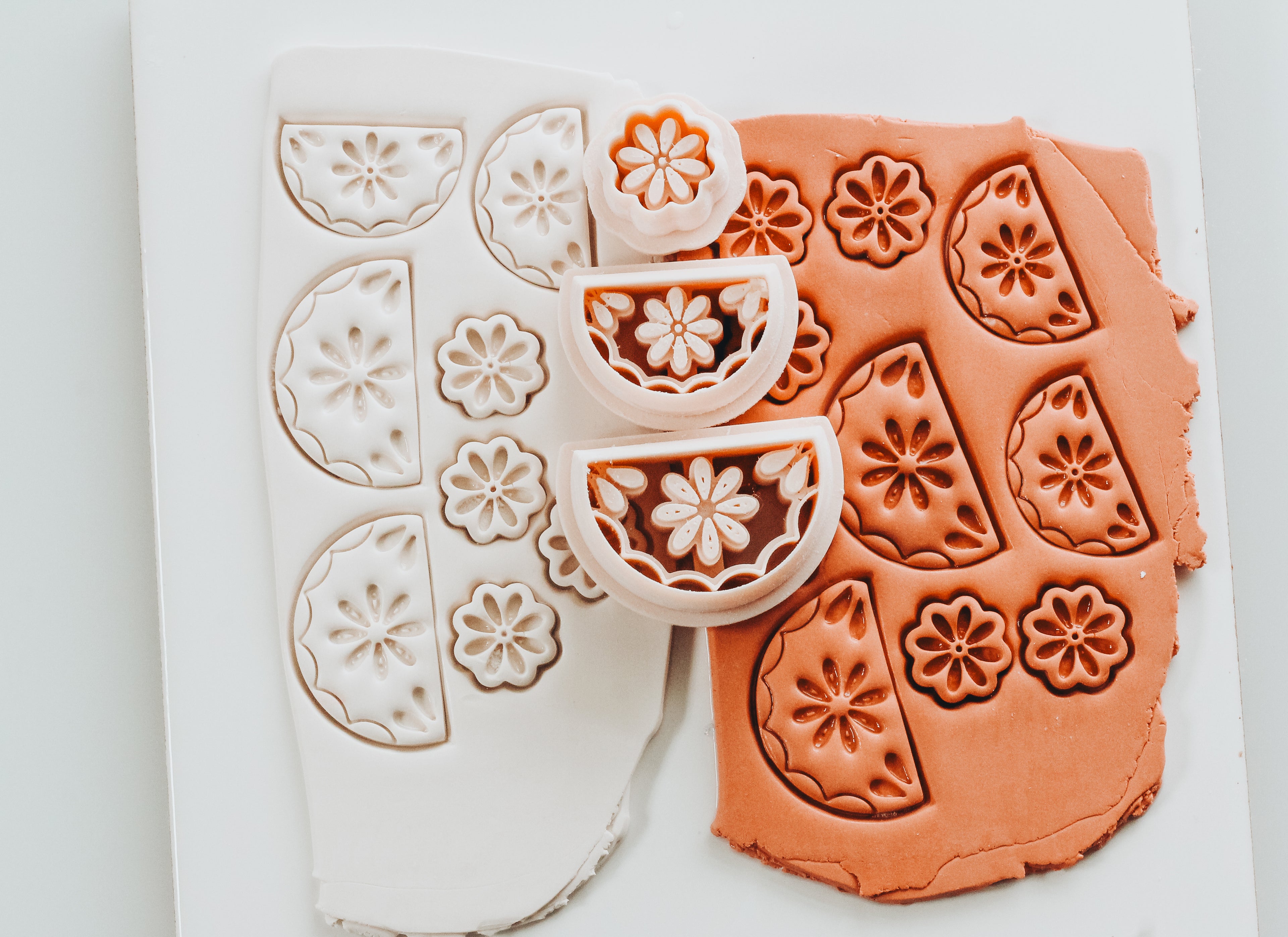 Isabella - Mexican Talavera Inspired 3 Piece Set Clay Cutter