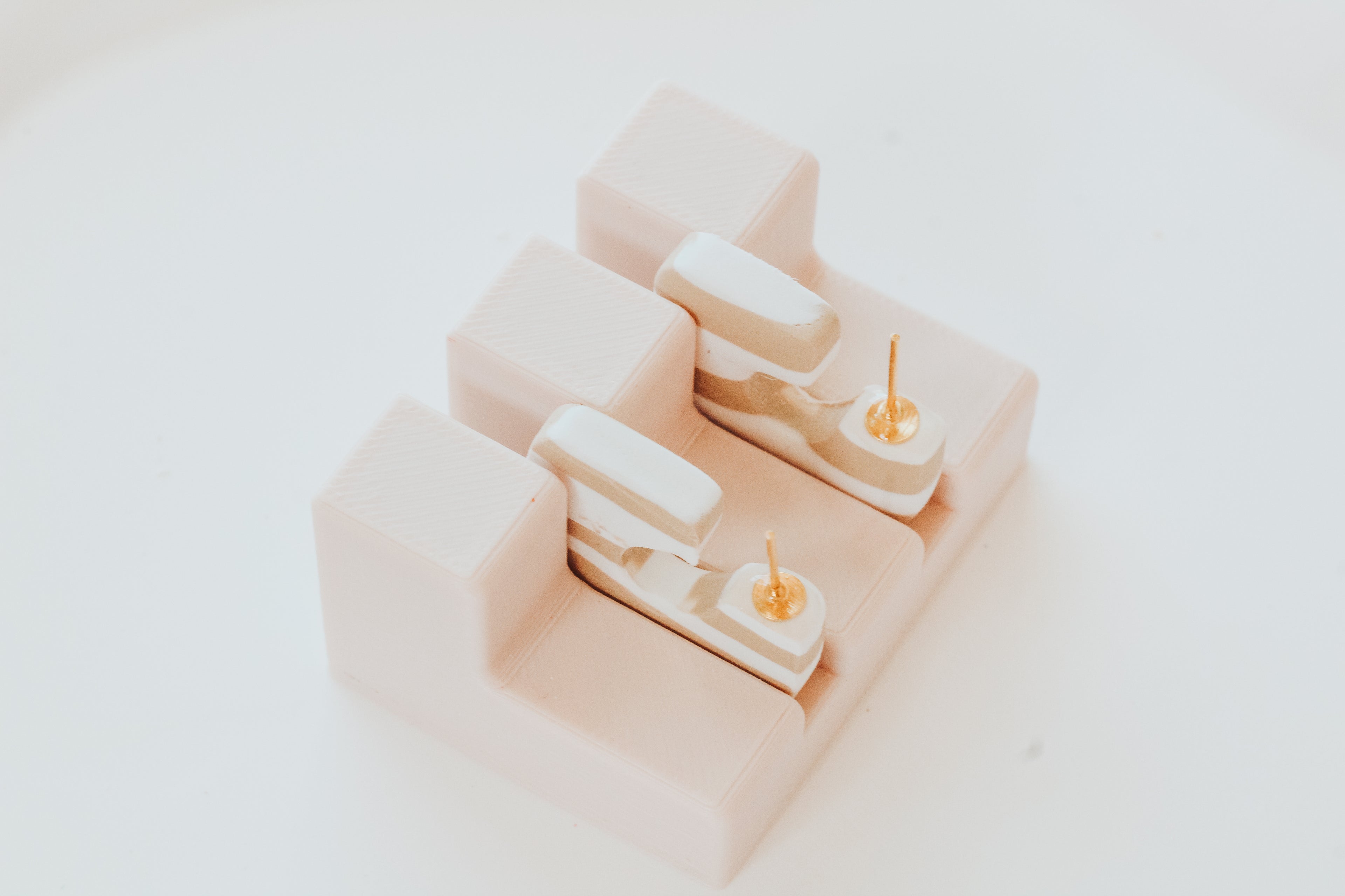 Small Hoop / Huggie Tray (Designed for Hoops 5mm Thick or Less)