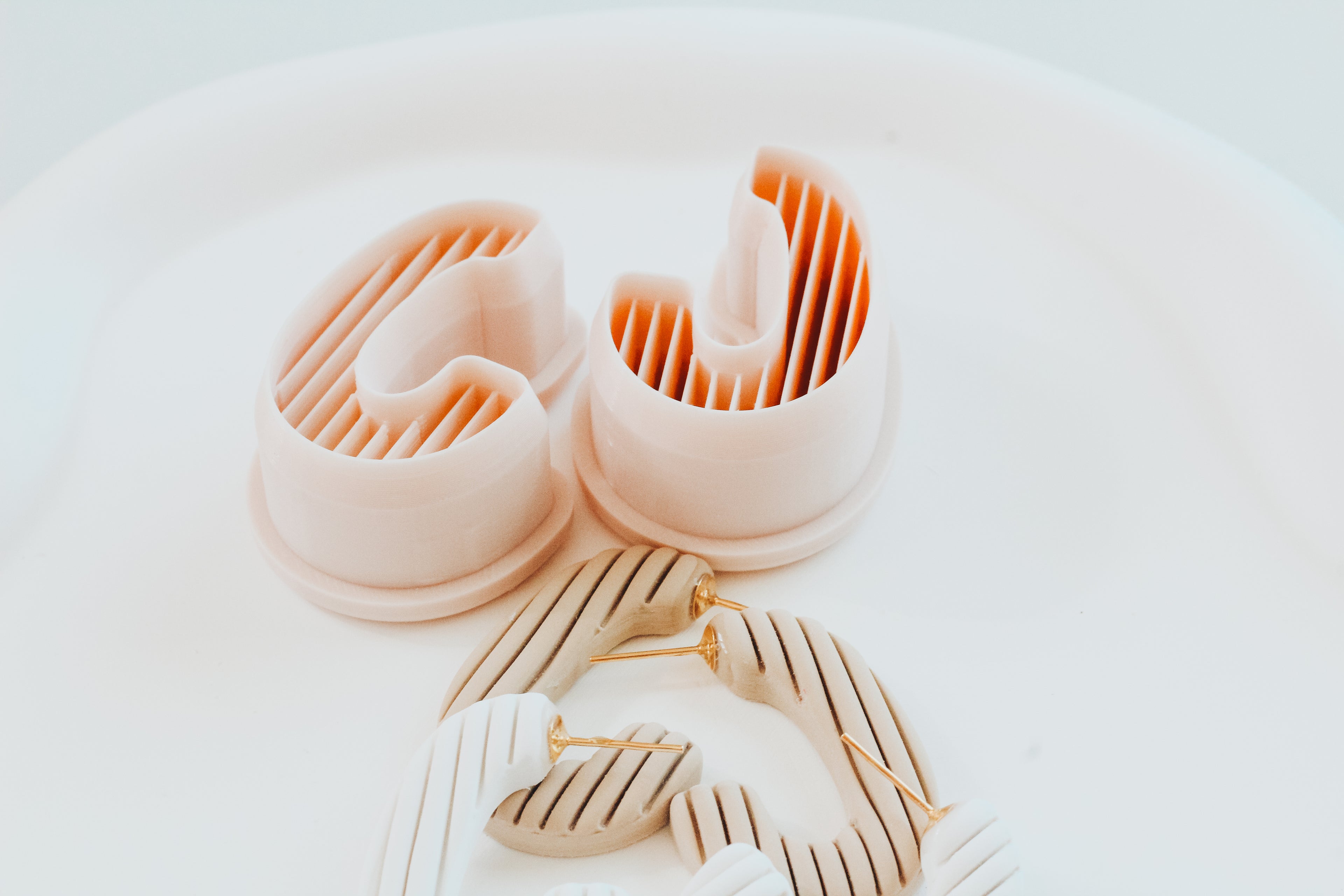 Lined Oval Hoop / Huggie Clay Cutter Mirrored Set