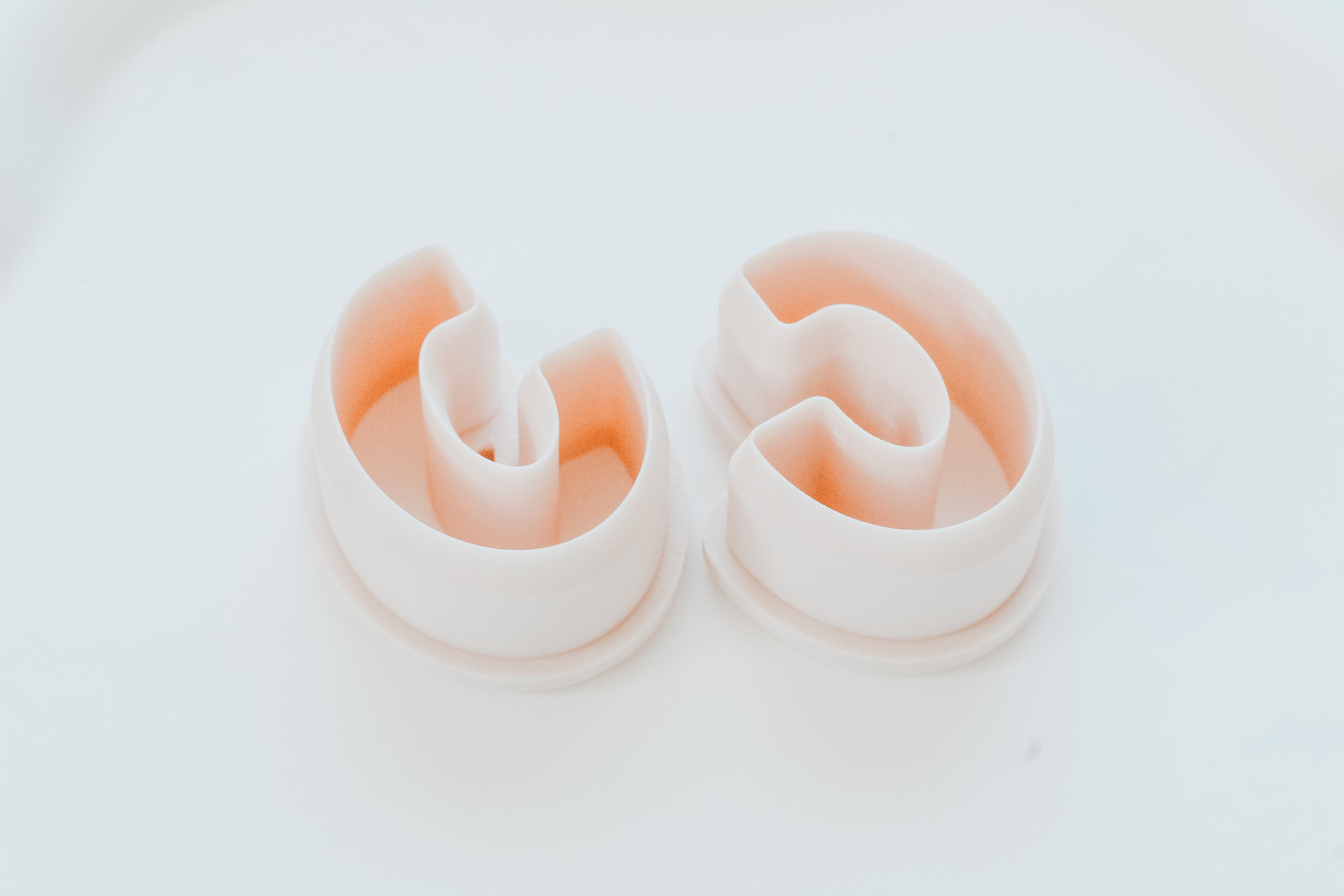 Basic Oval Hoop / Huggie Clay Cutter Mirrored Set