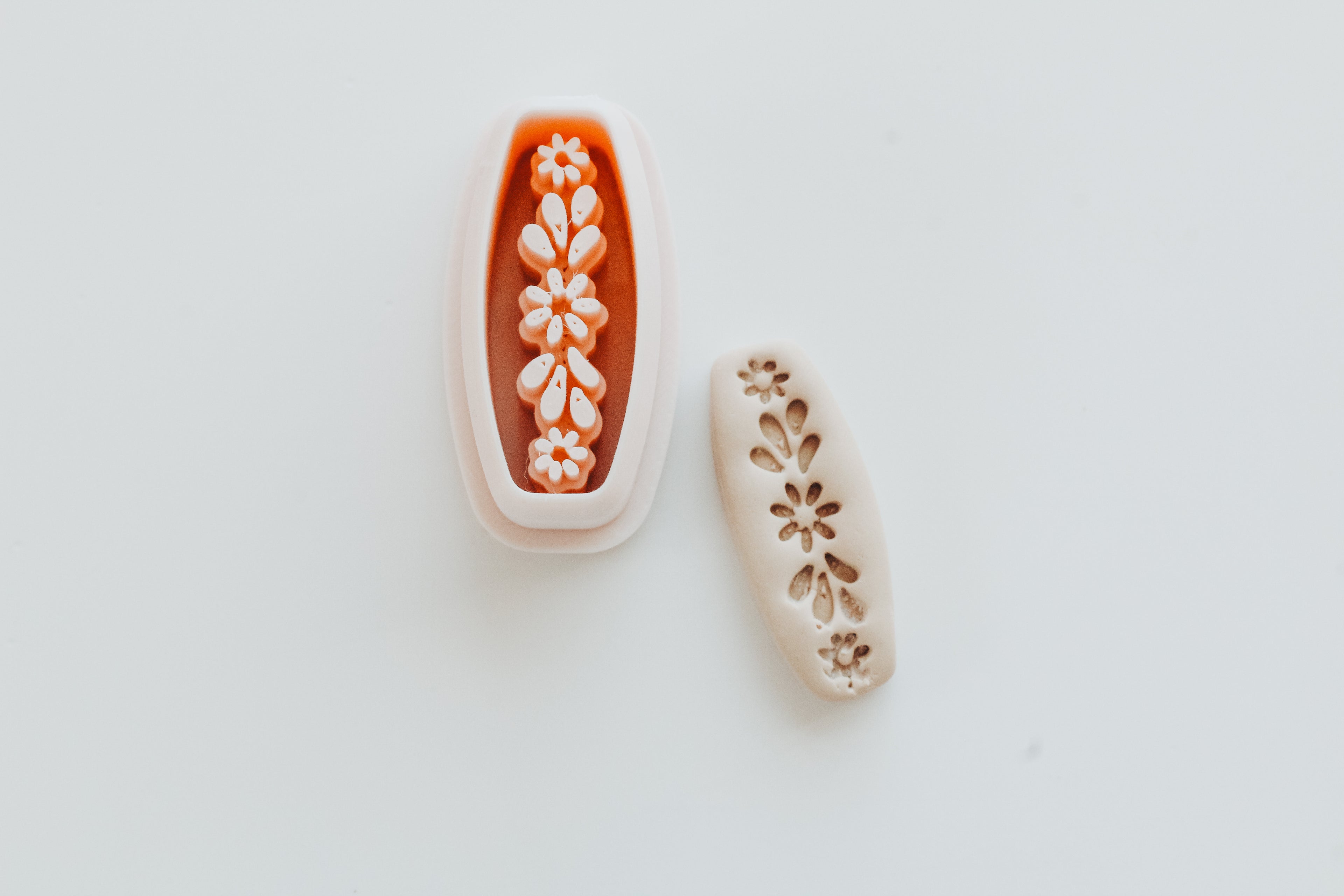 Floral Huggie Clay Cutter Mirrored Set 1.50