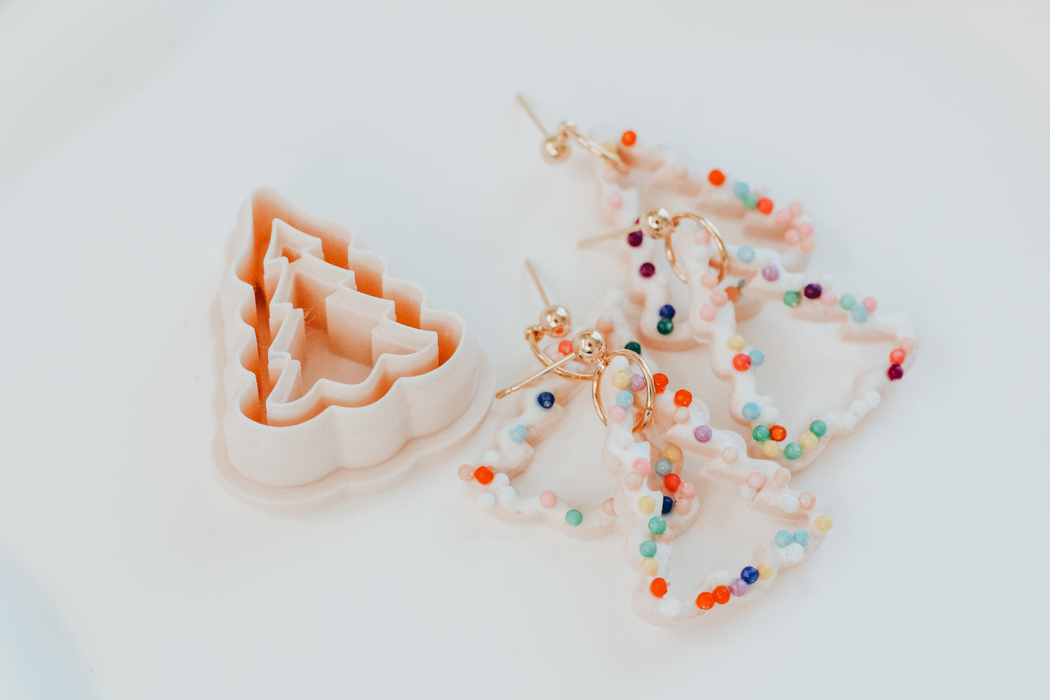 Skinny Scallop Tree Clay Cutter