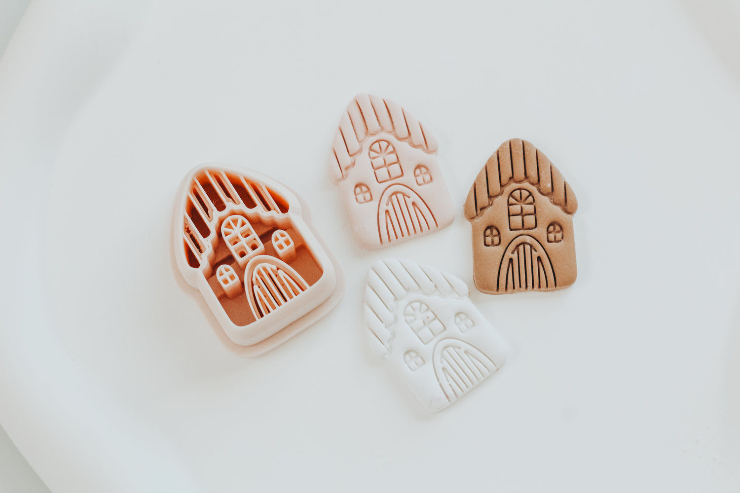 Cozy Gingerbread House Clay Cutter