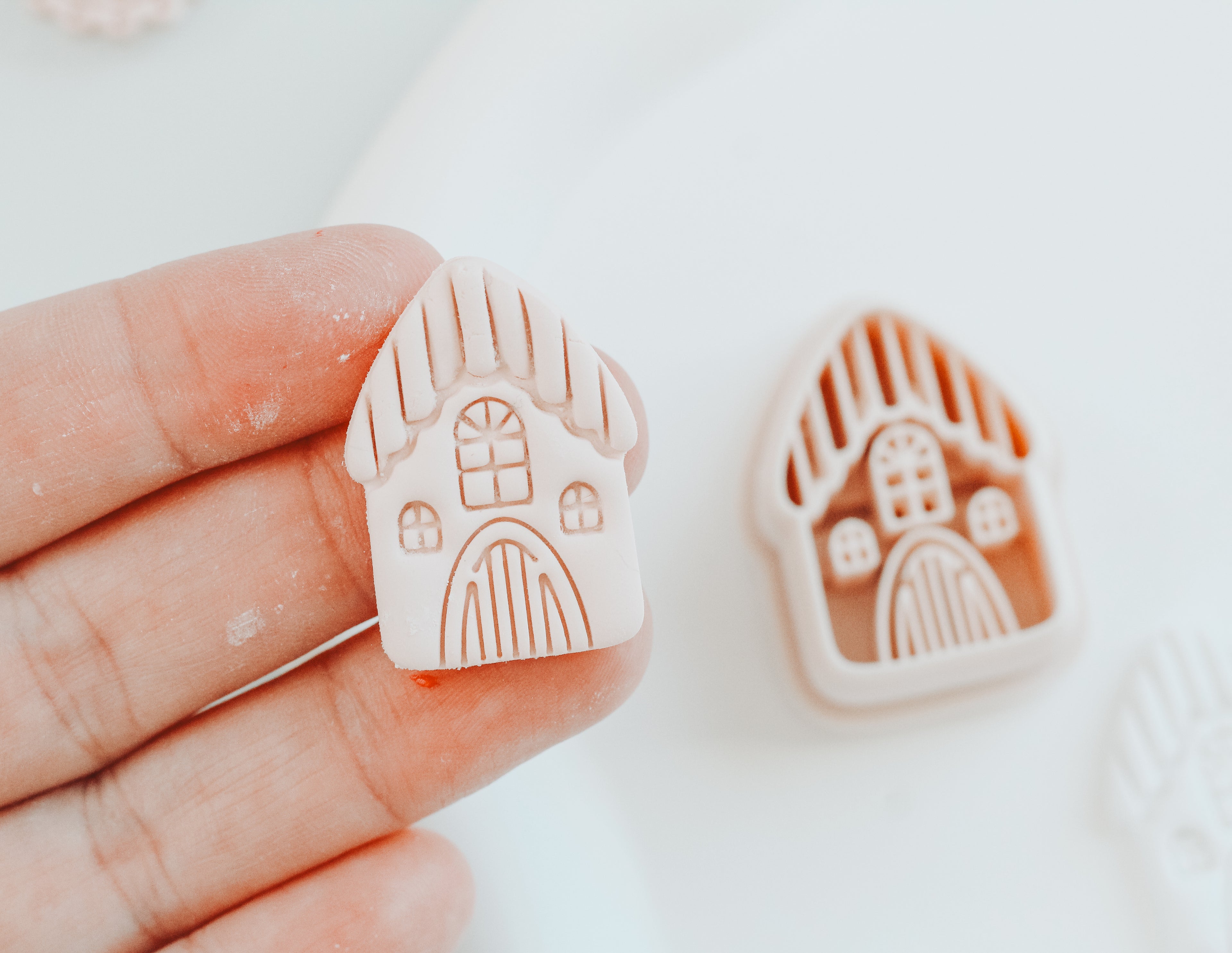 Cozy Gingerbread House Clay Cutter