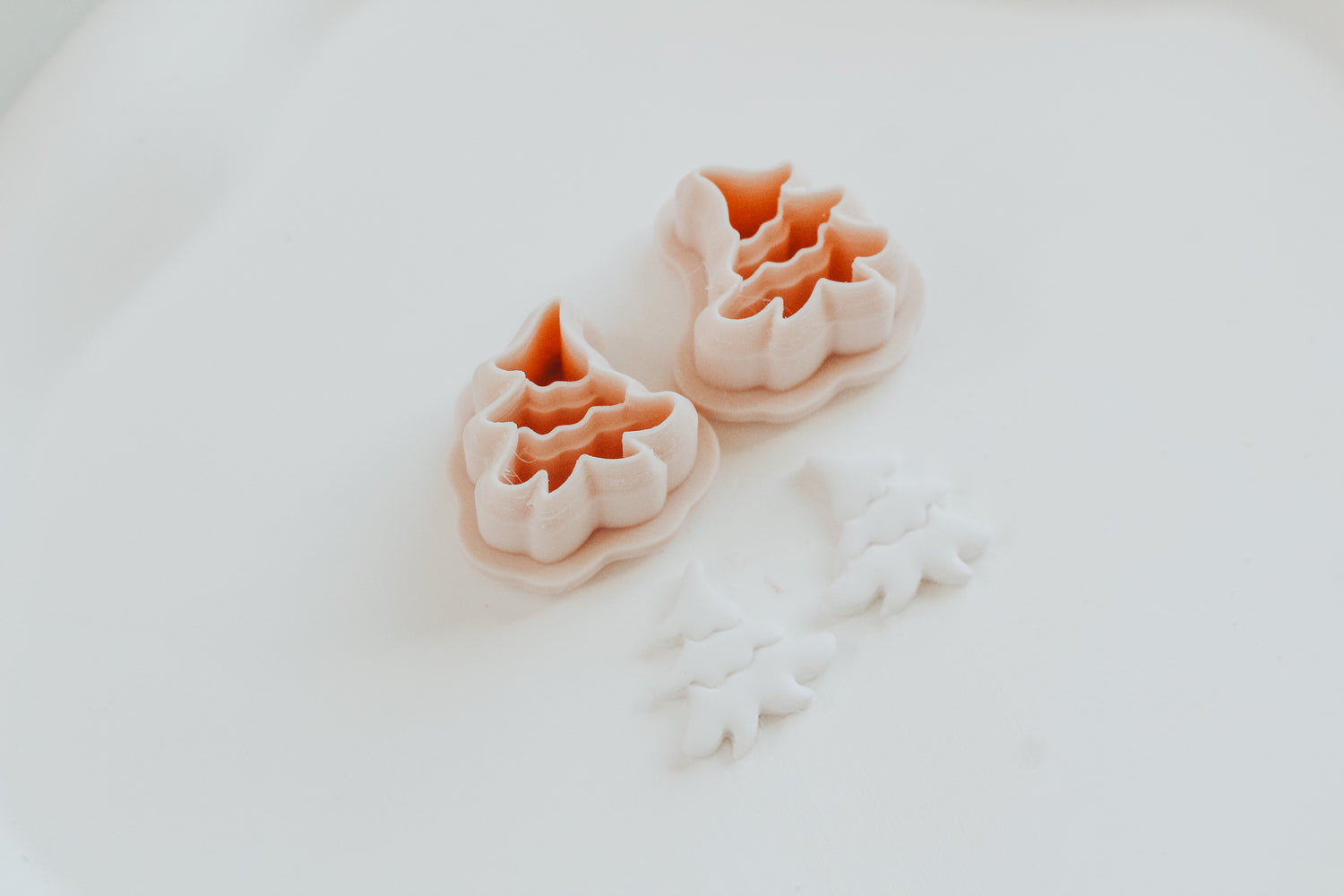 Tipped Tree Stud Clay Cutter