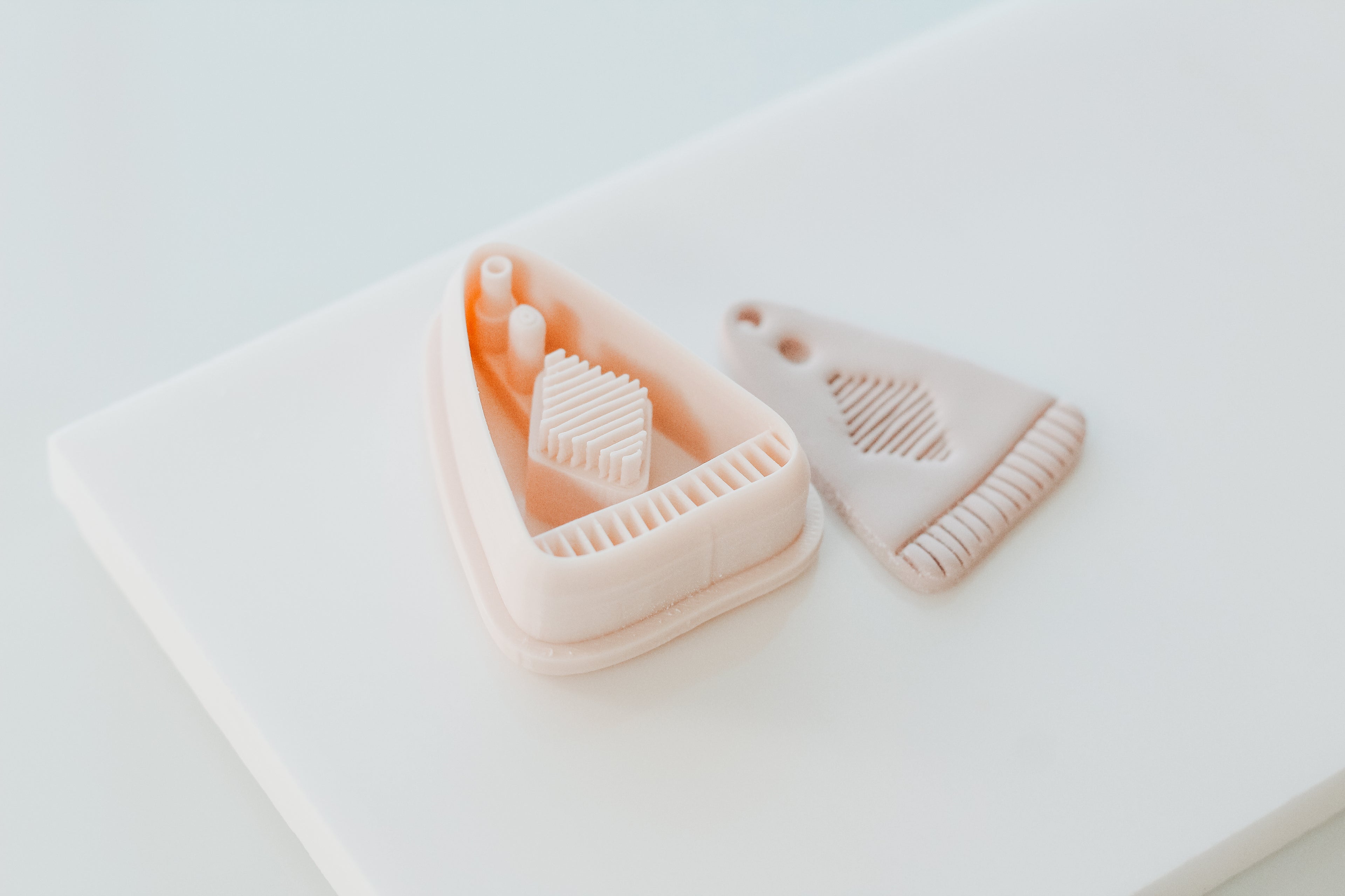 Kora Clay Cutter Mirrored