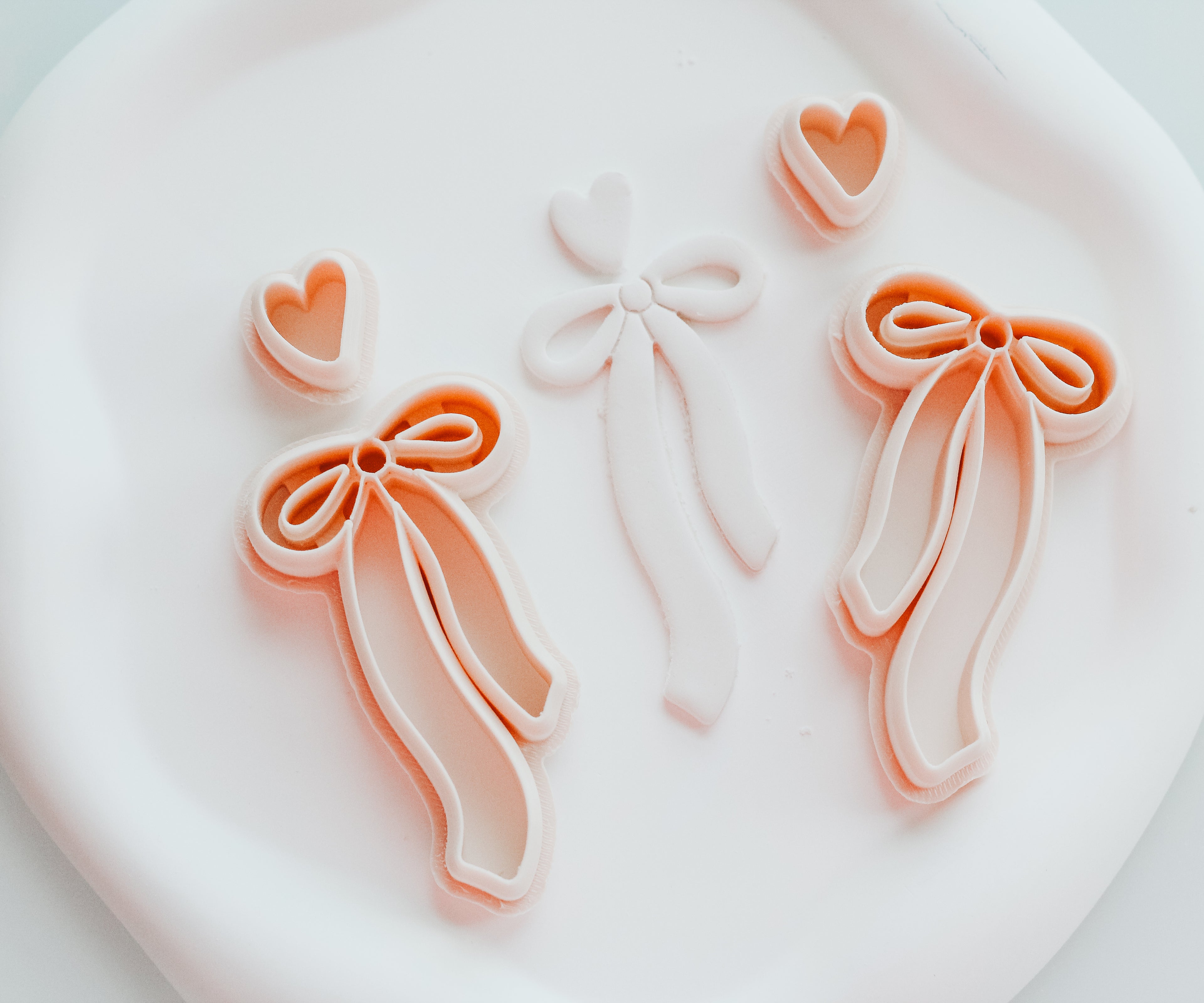 BIG Love Bow Mirrored Clay Cutter Set