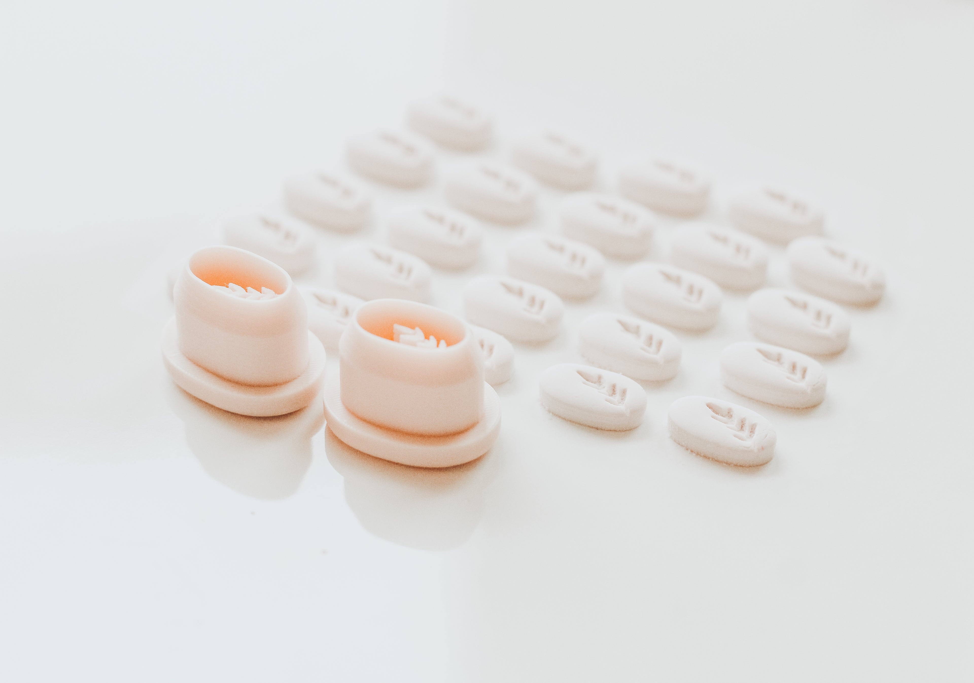 Stem Charm Extra Dainty Precision Clay Cutter Mirror Set