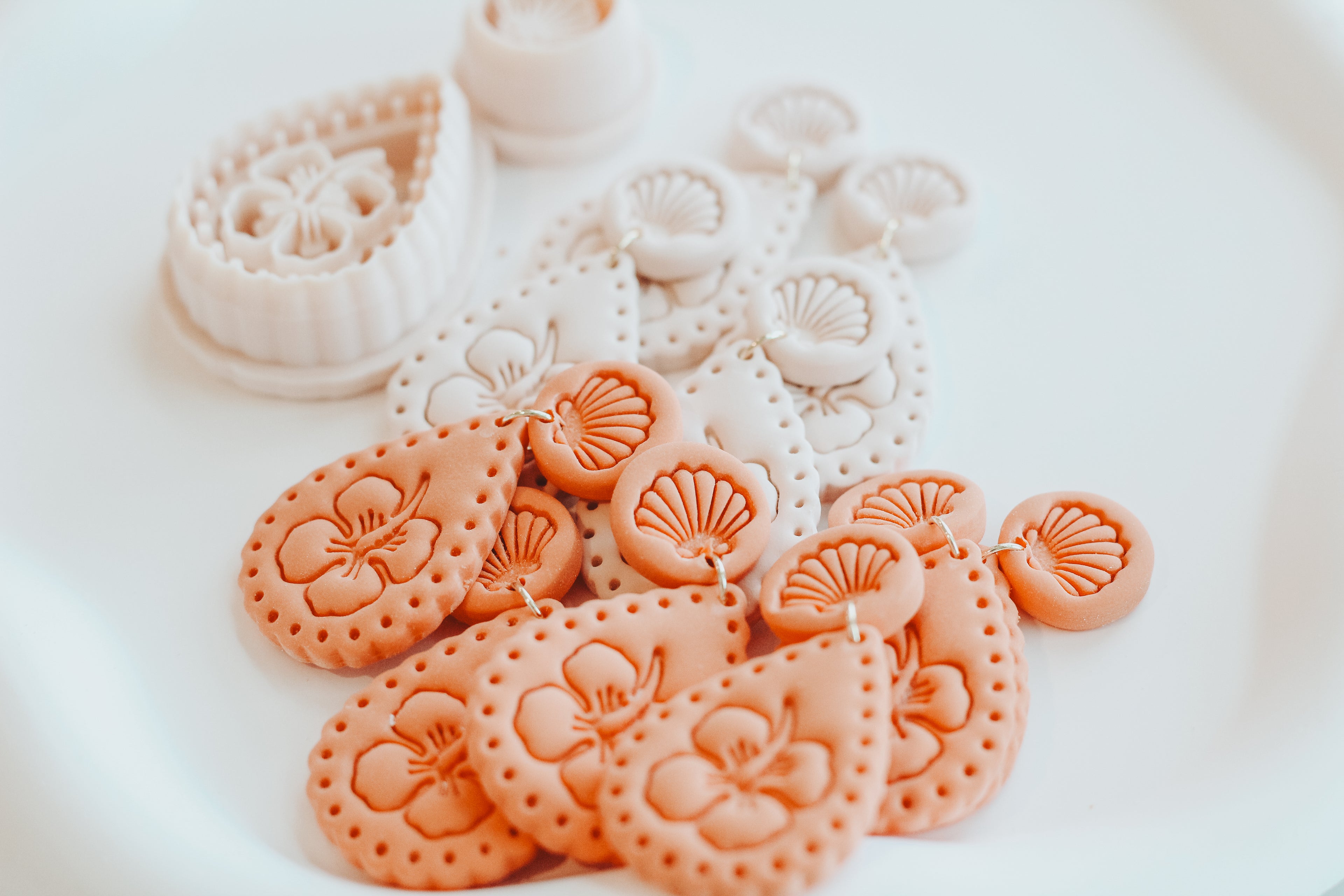 Hibiscus Dots & Bloom Clay Cutter Set